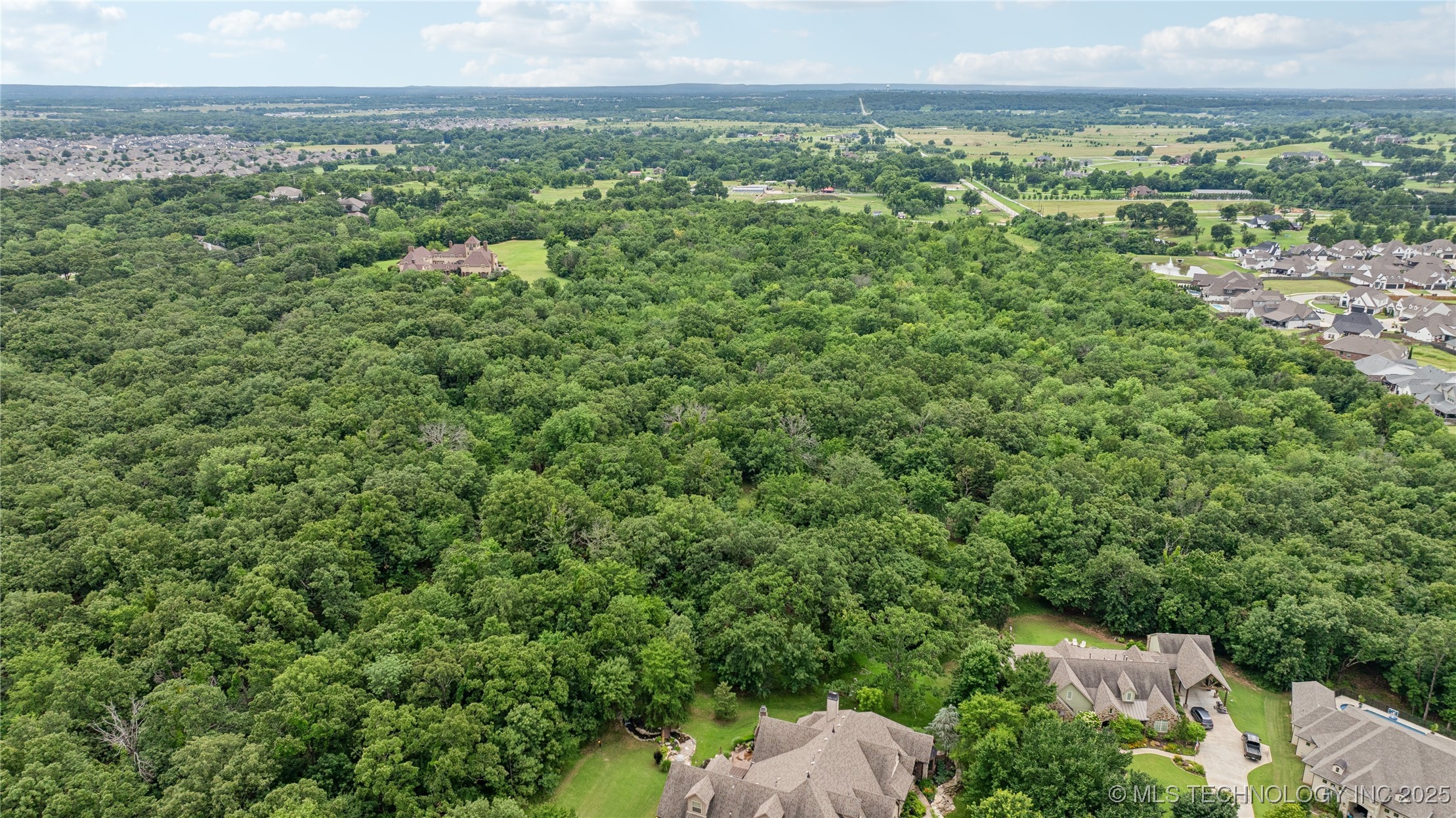 E 131st Street Property Photo 13