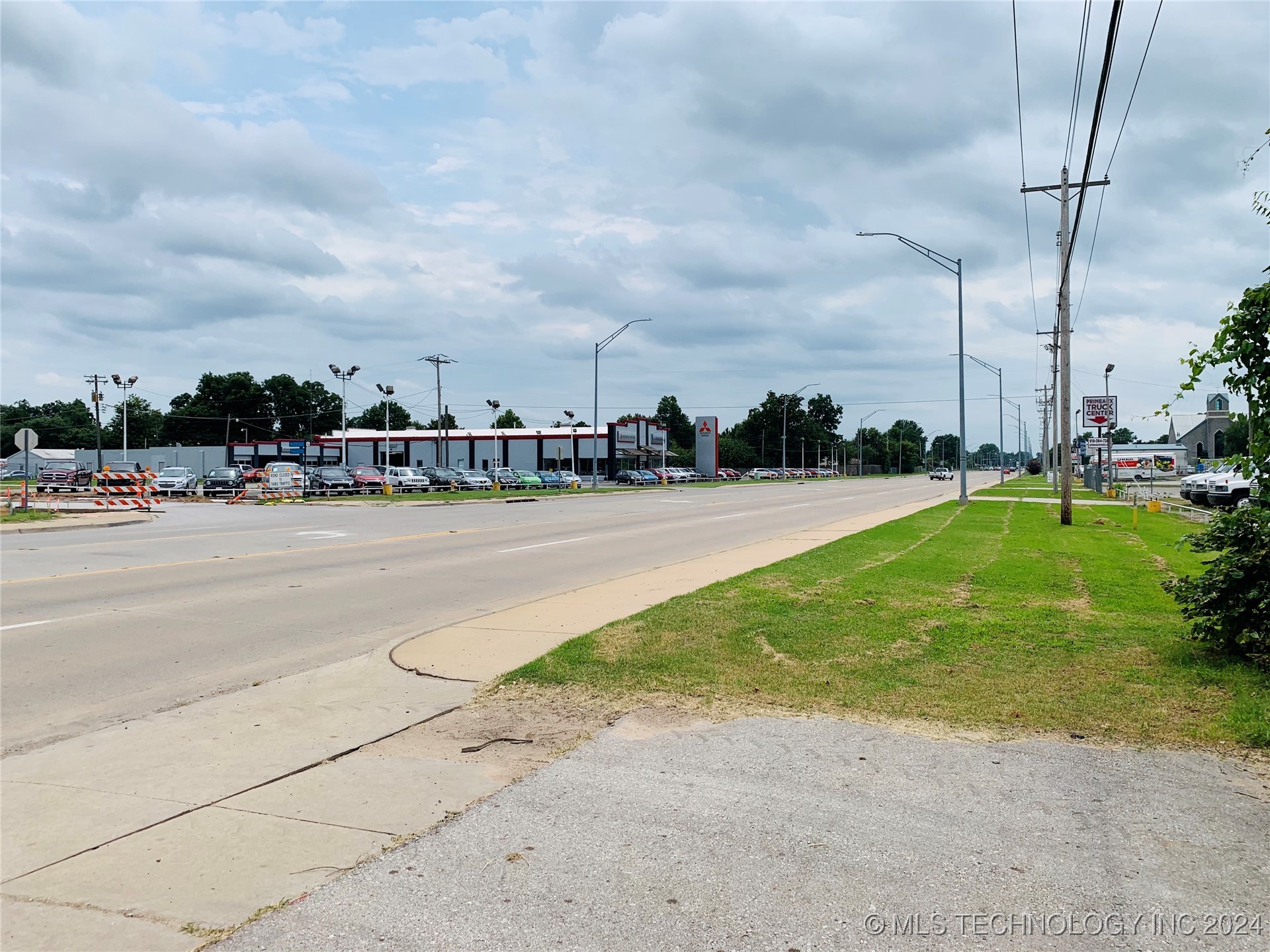 S Memorial Drive Property Photo 7