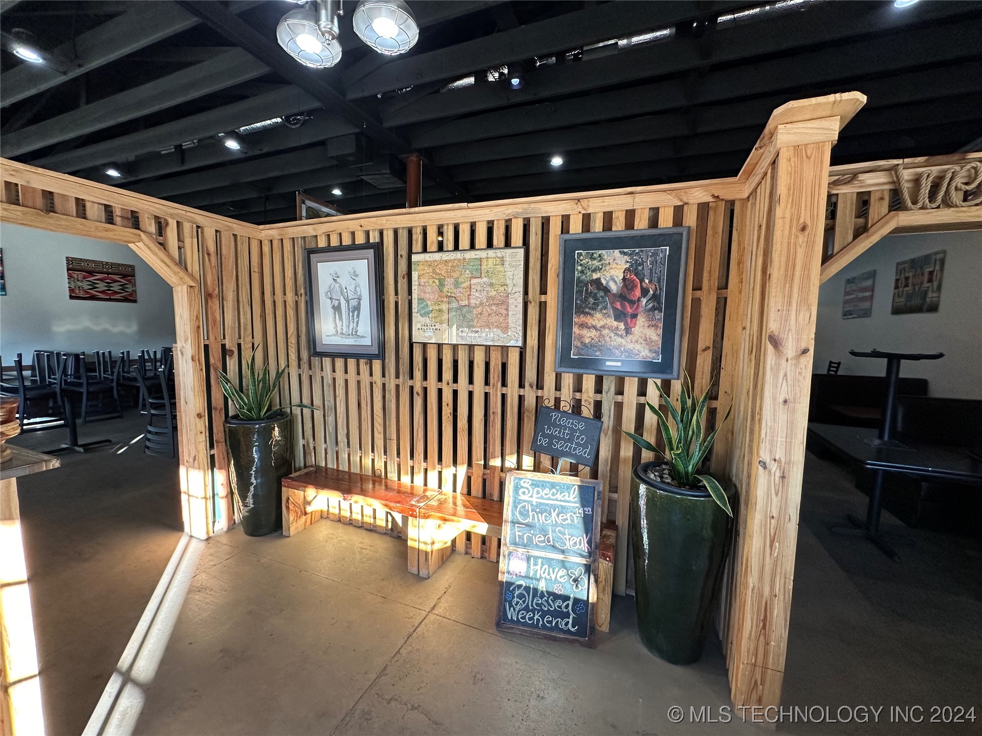 127 Main Street Property Photo 4