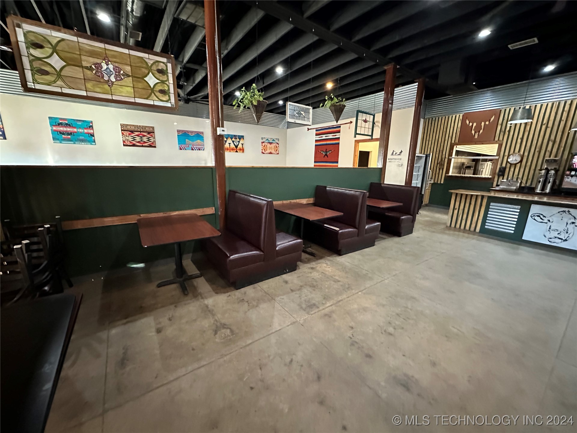 127 Main Street Property Photo 10