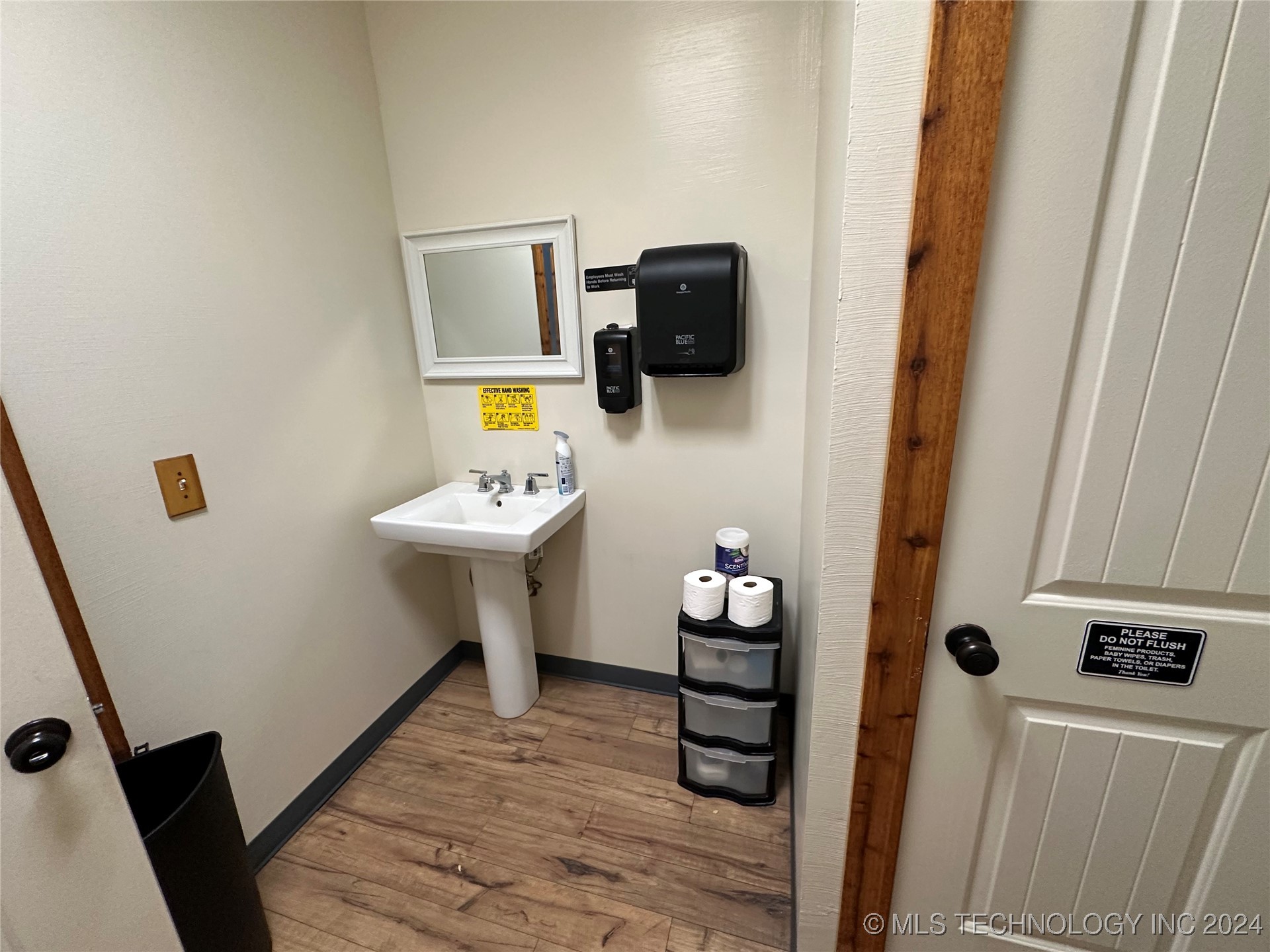 127 Main Street Property Photo 20