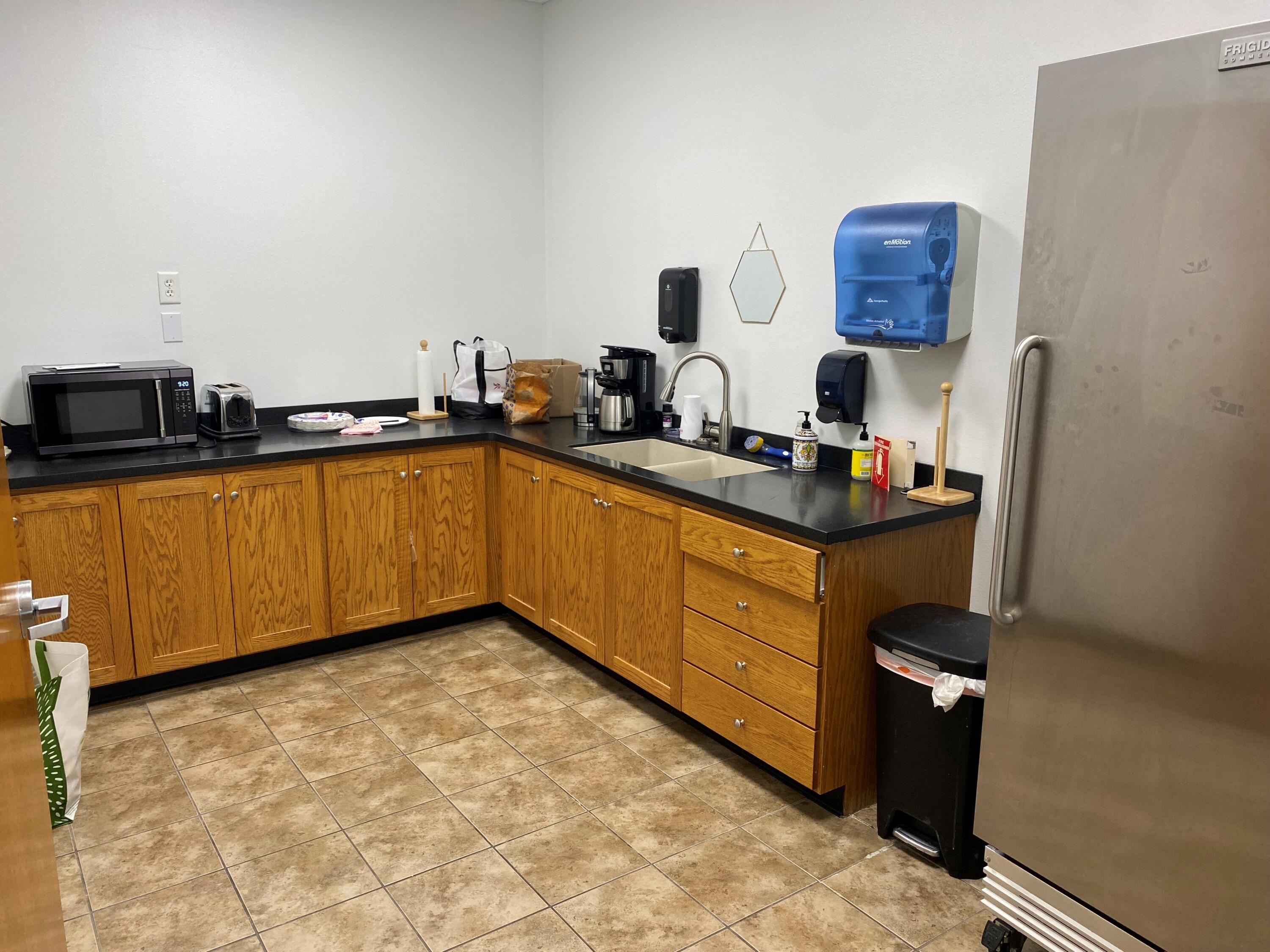 4225 38th Street S Property Photo 4