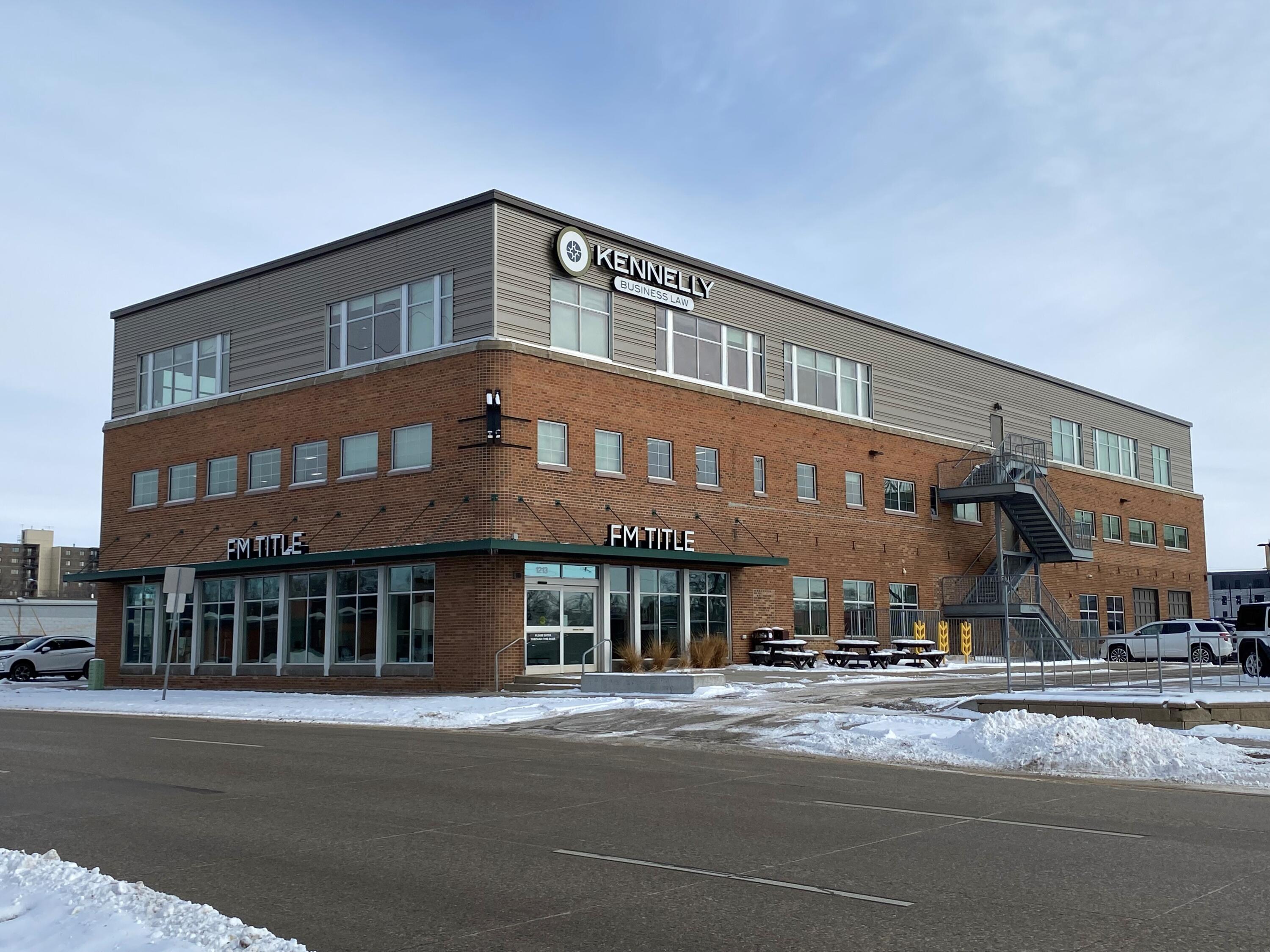 1213 Np Avenue Property Photo 8