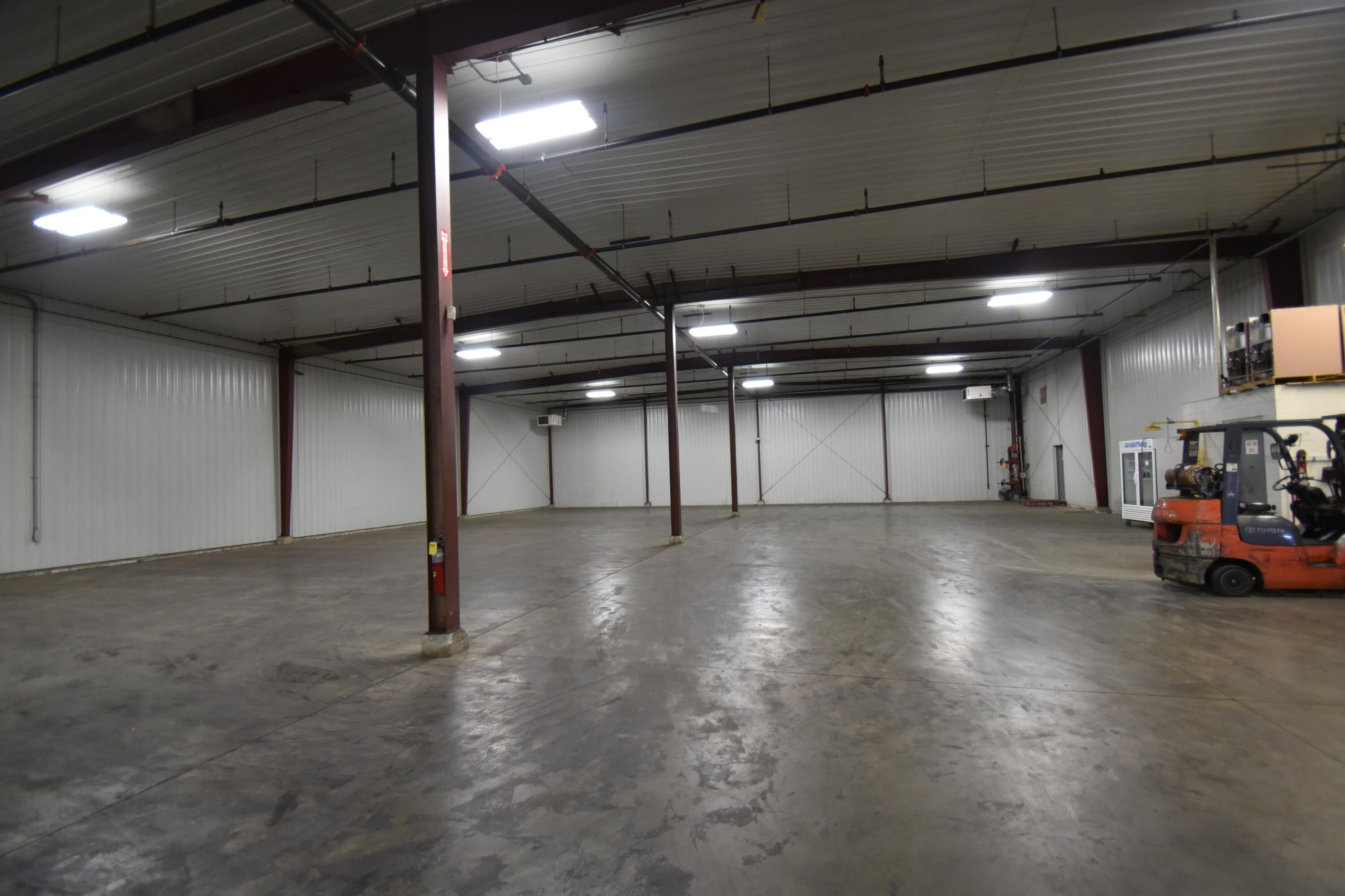 4267 Main Avenue Property Photo 8