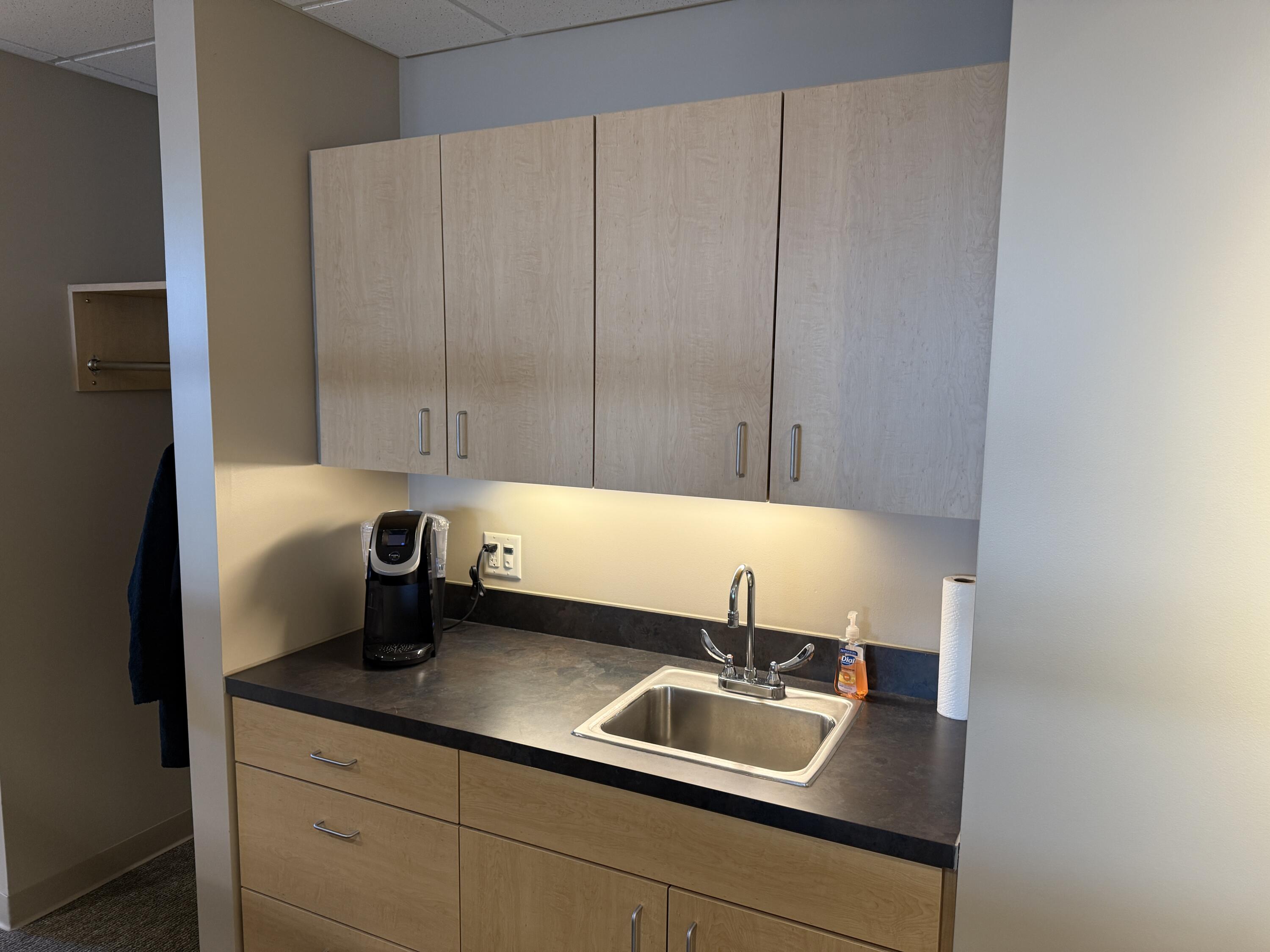 503 7 Street N Property Photo 3