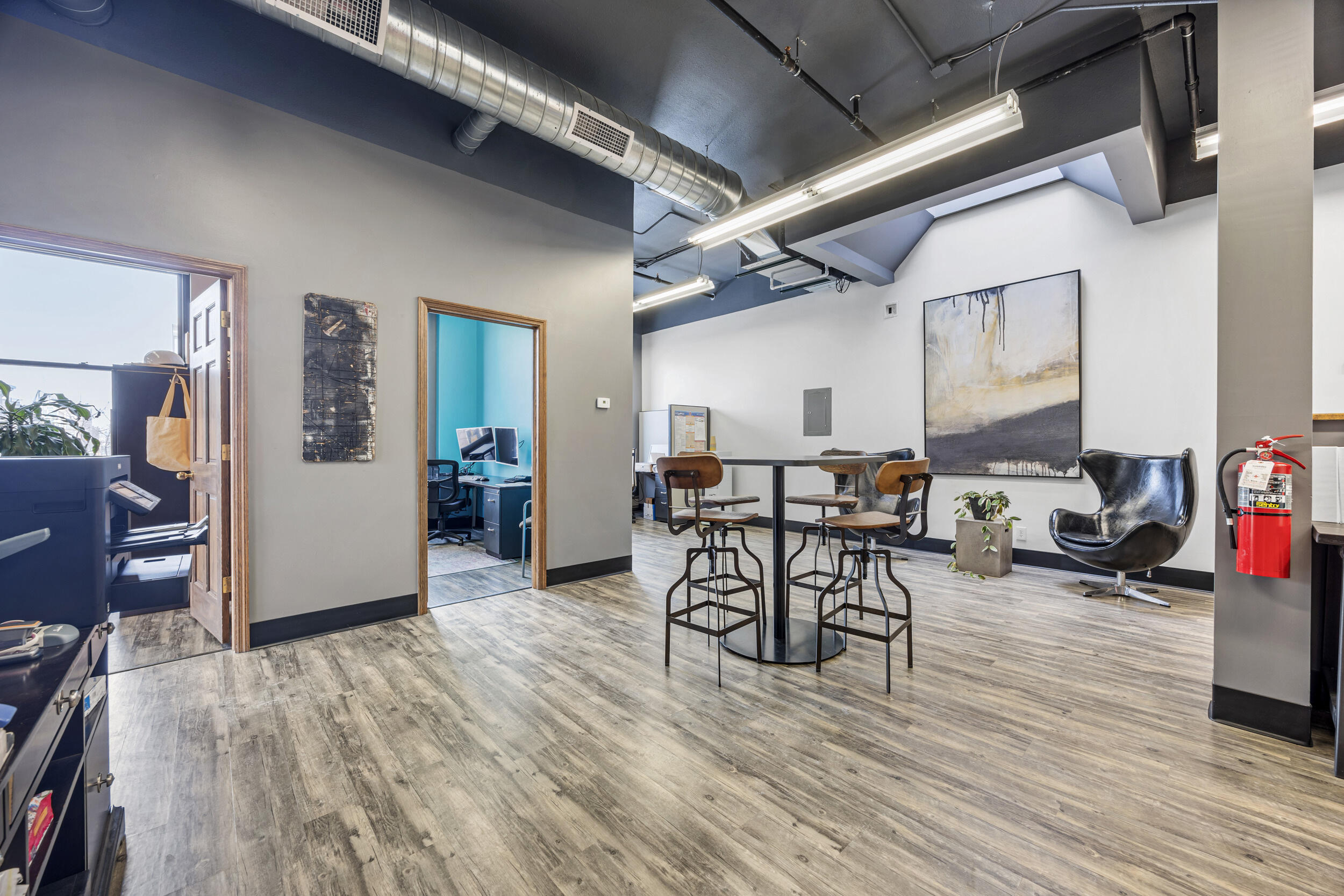 123 Broadway N Property Photo 3