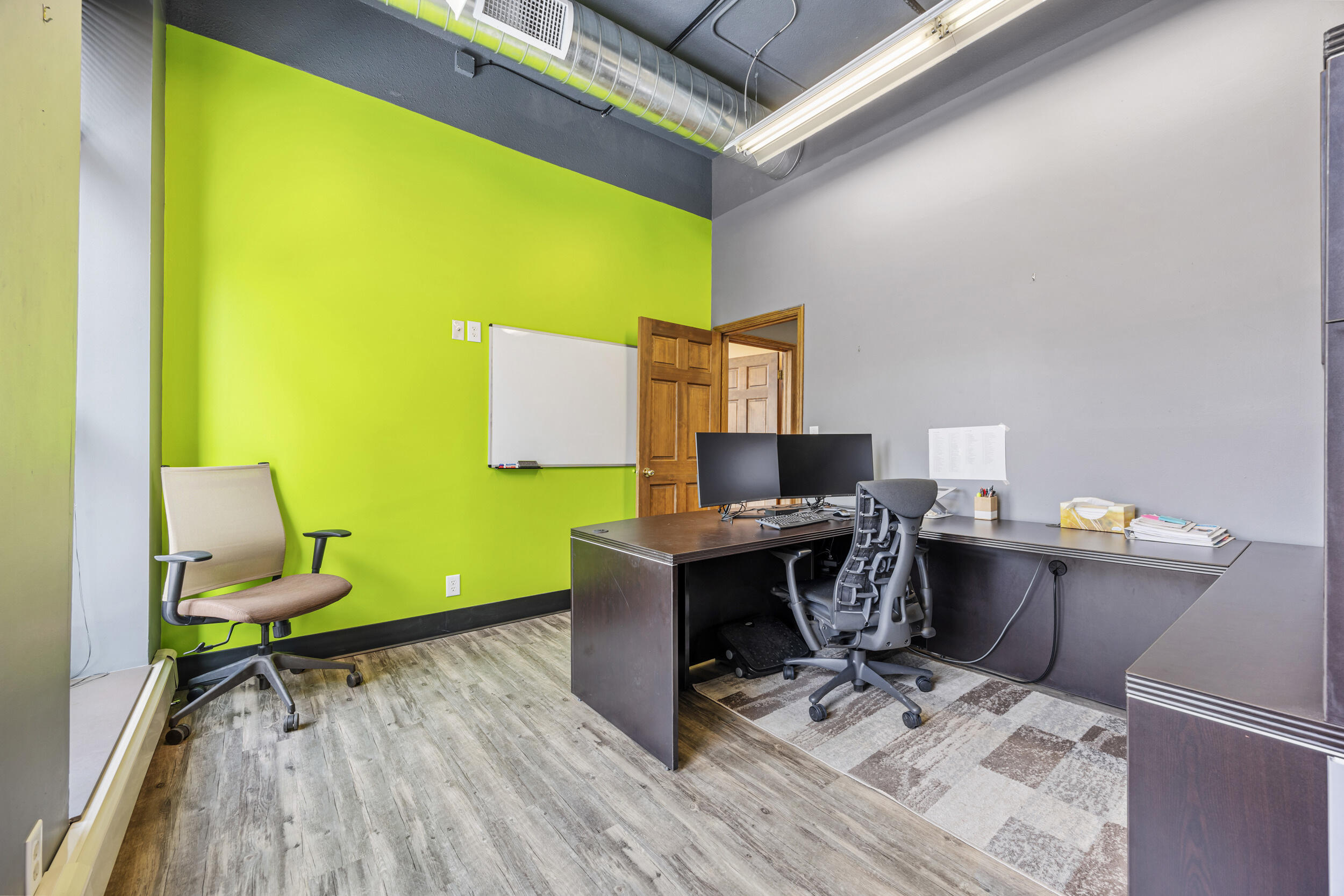 123 Broadway N Property Photo 9