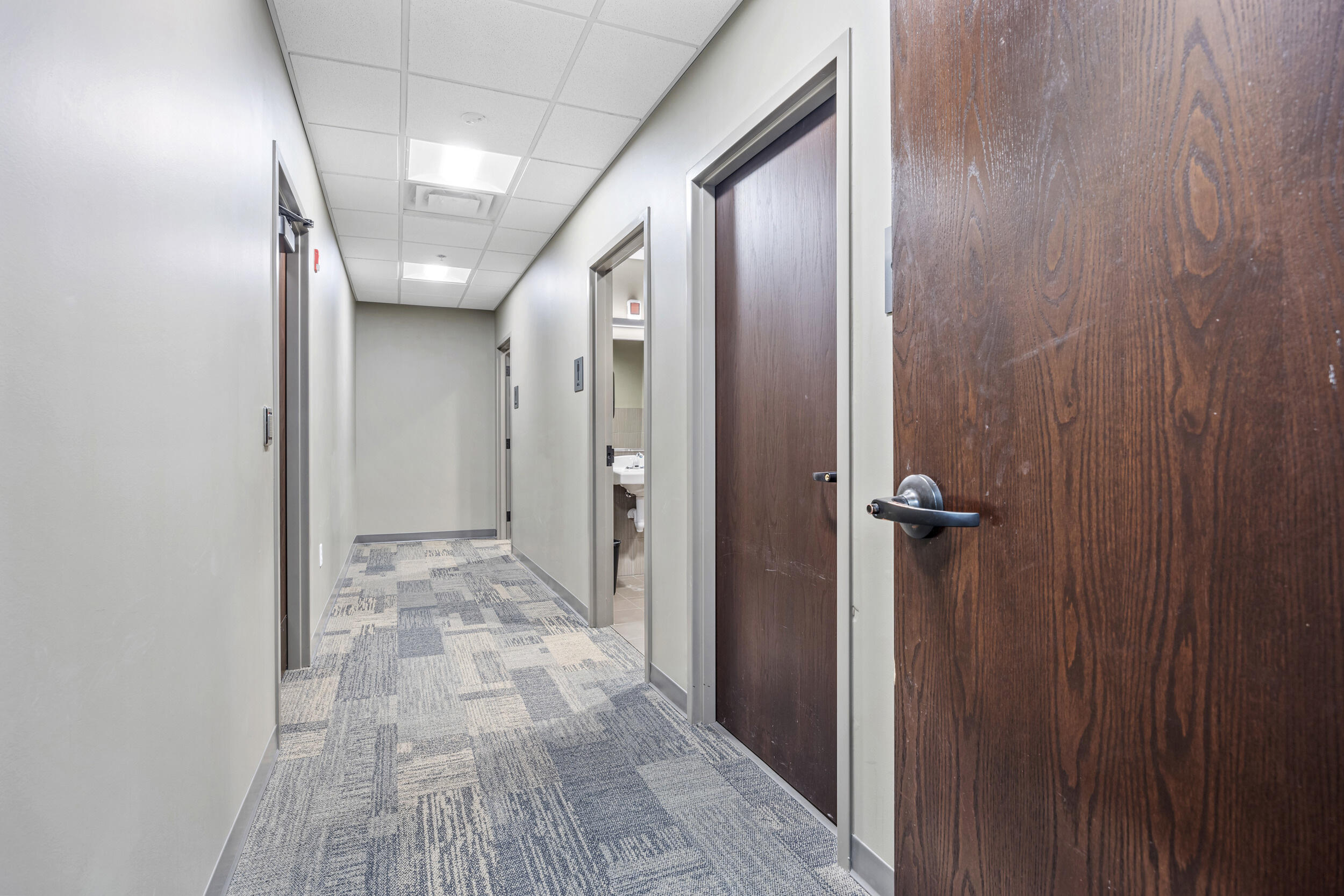 123 Broadway N Property Photo 12