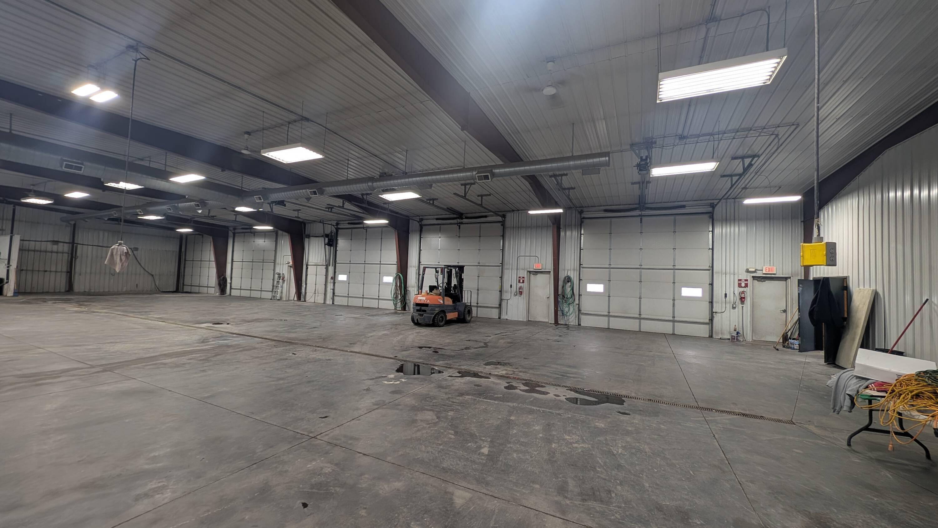 5608 Hwy 75 S Property Photo 4