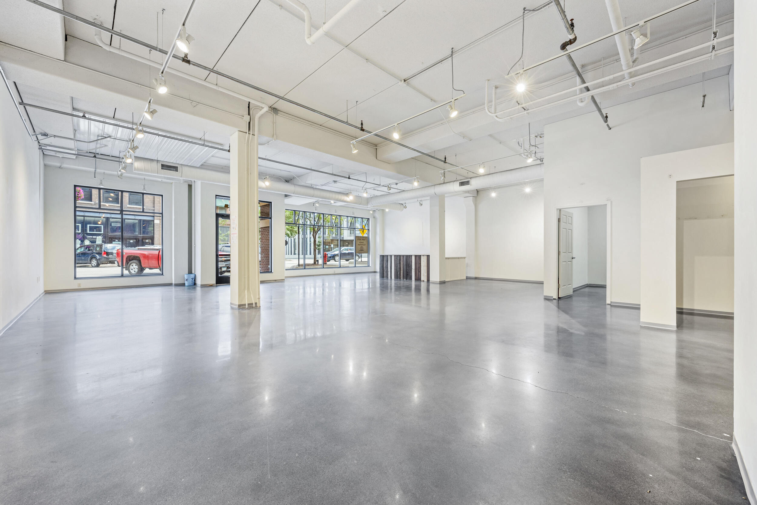 300 Broadway N Property Photo 5