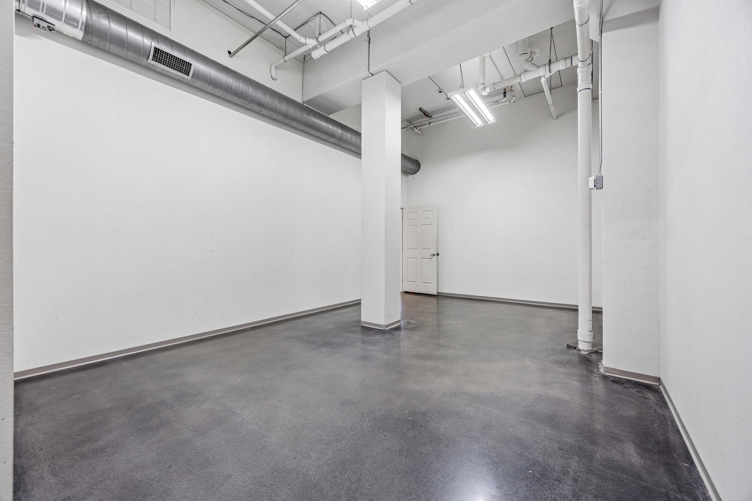 300 Broadway N Property Photo 7