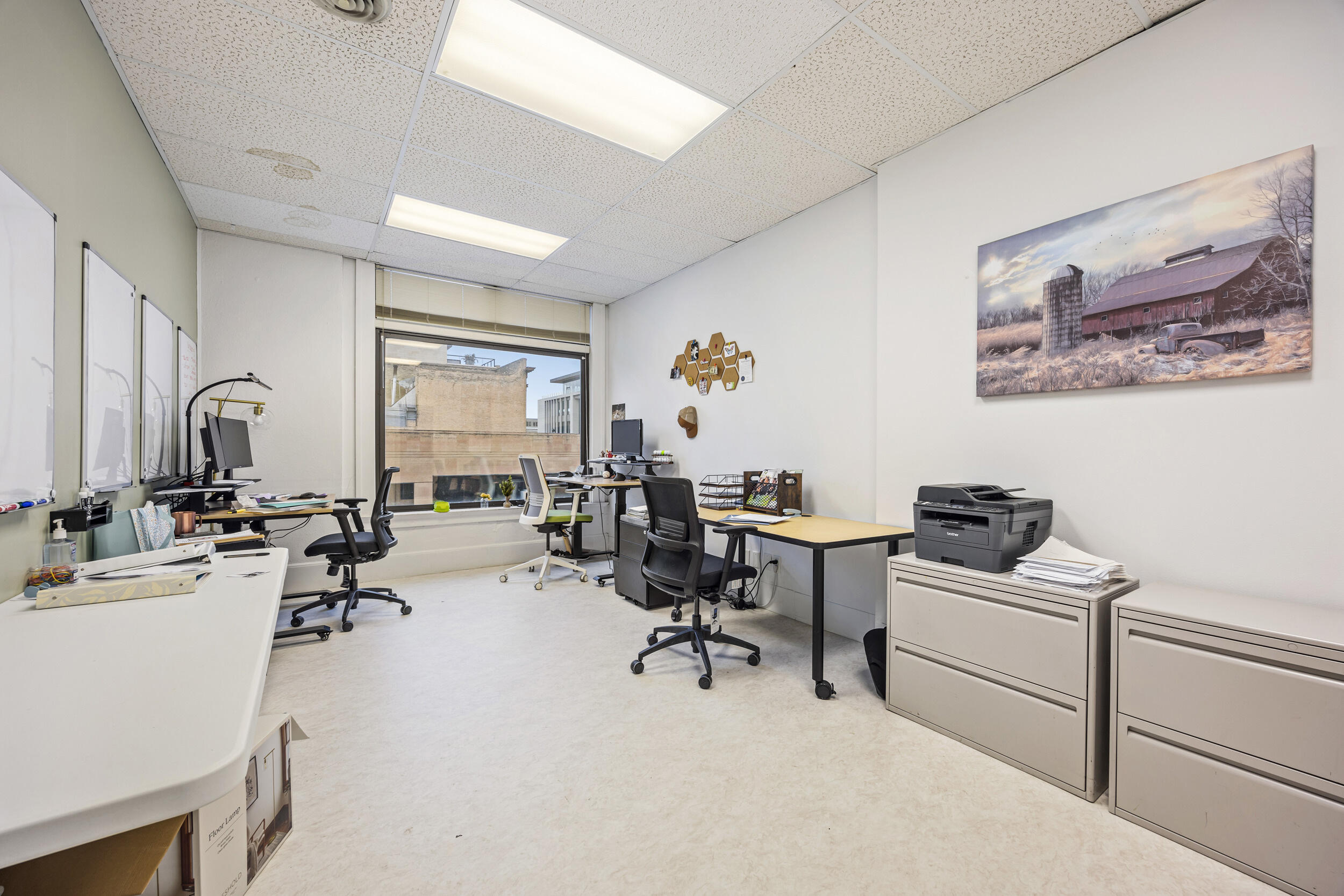 122 Broadway N Property Photo 6