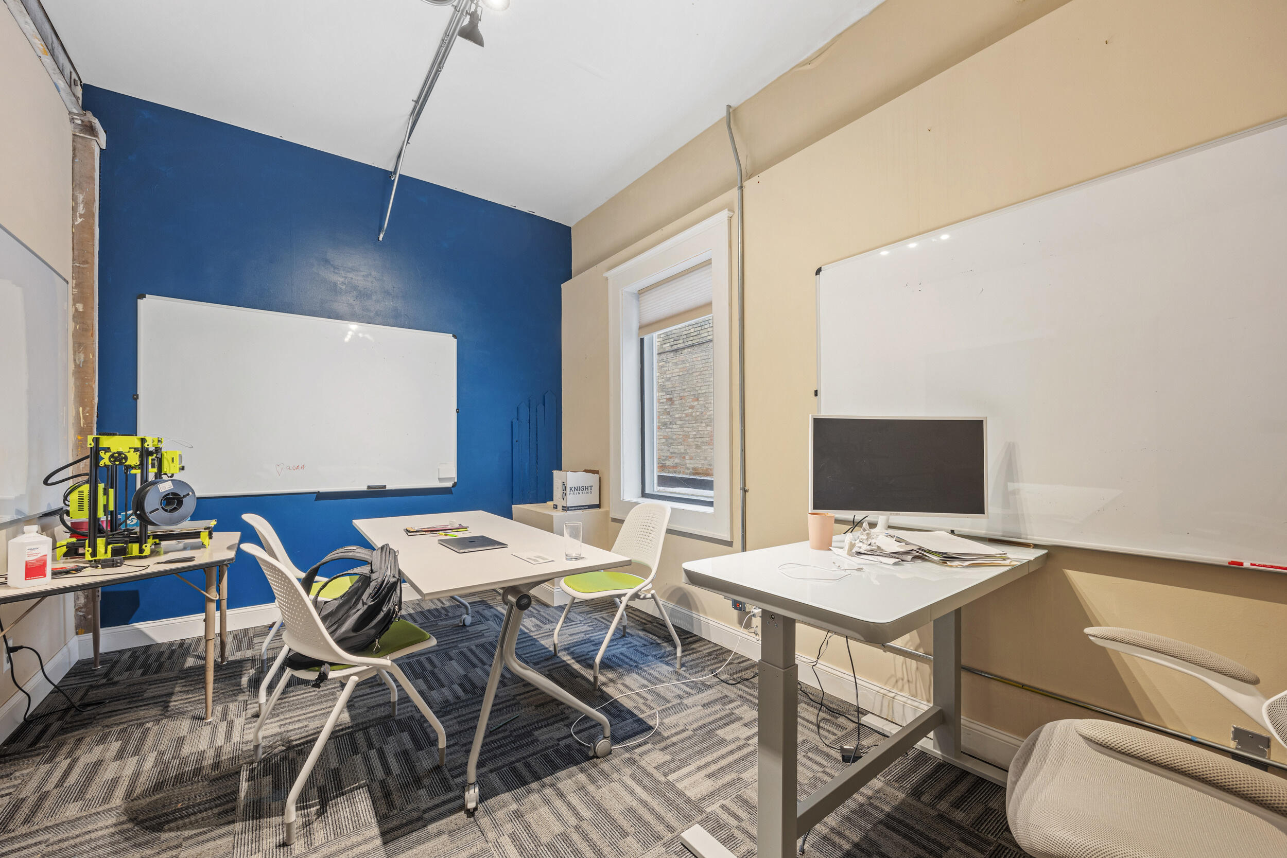 122 Broadway N Property Photo 10