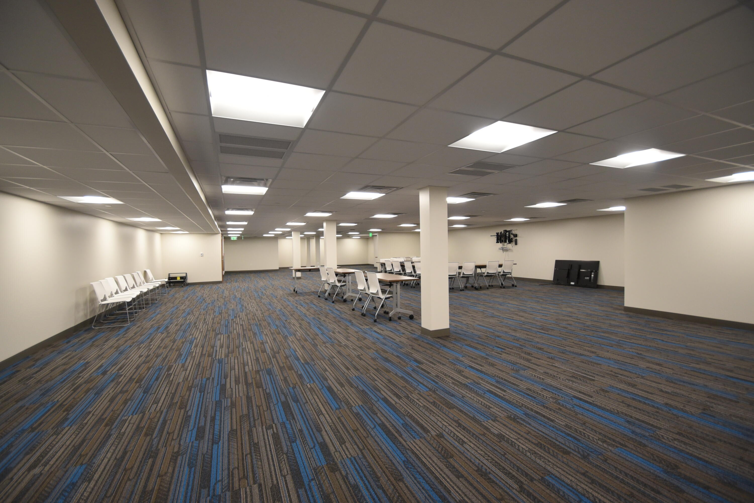 318 Broadway N Property Photo 19