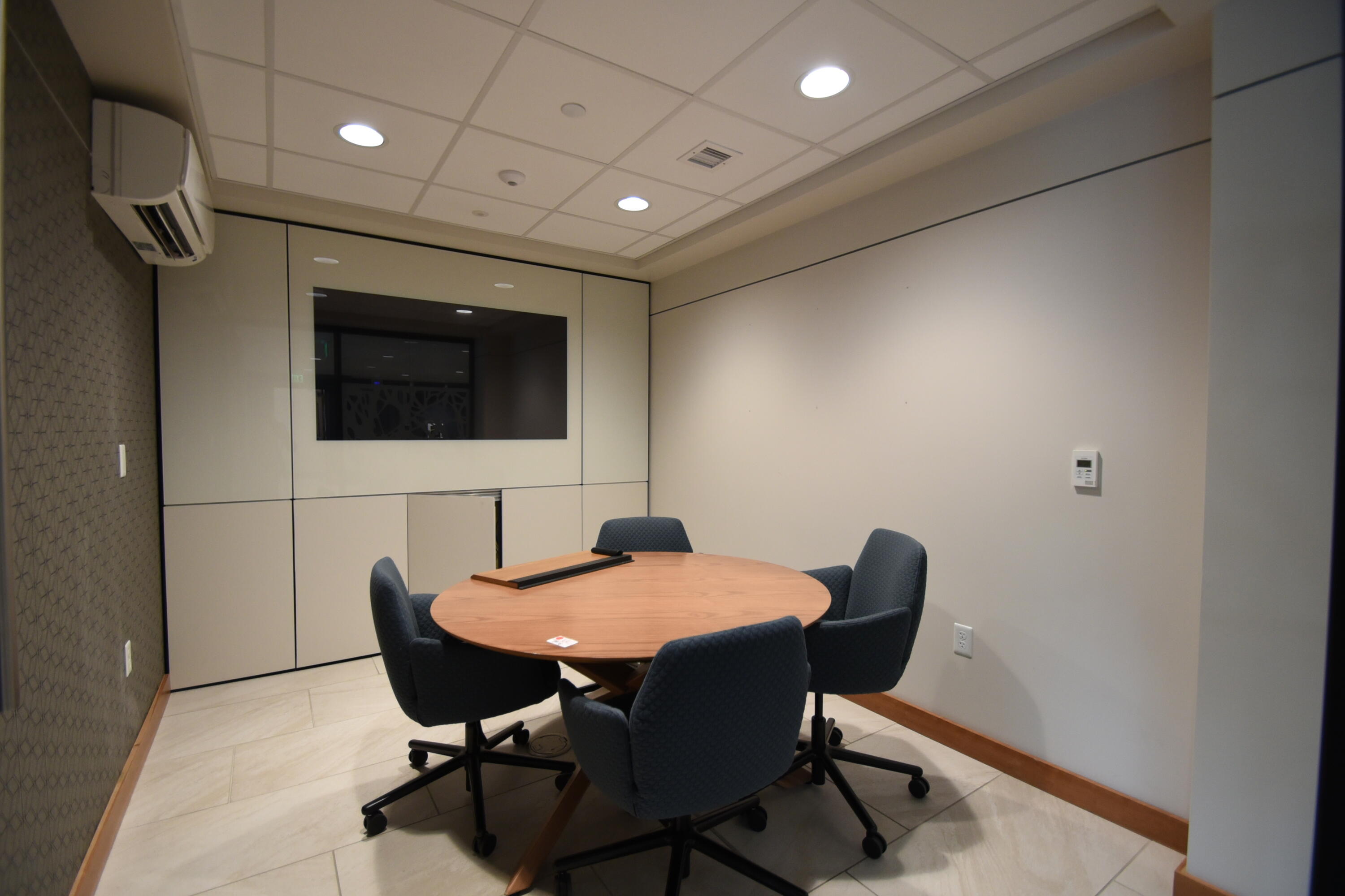 318 Broadway N Property Photo 28