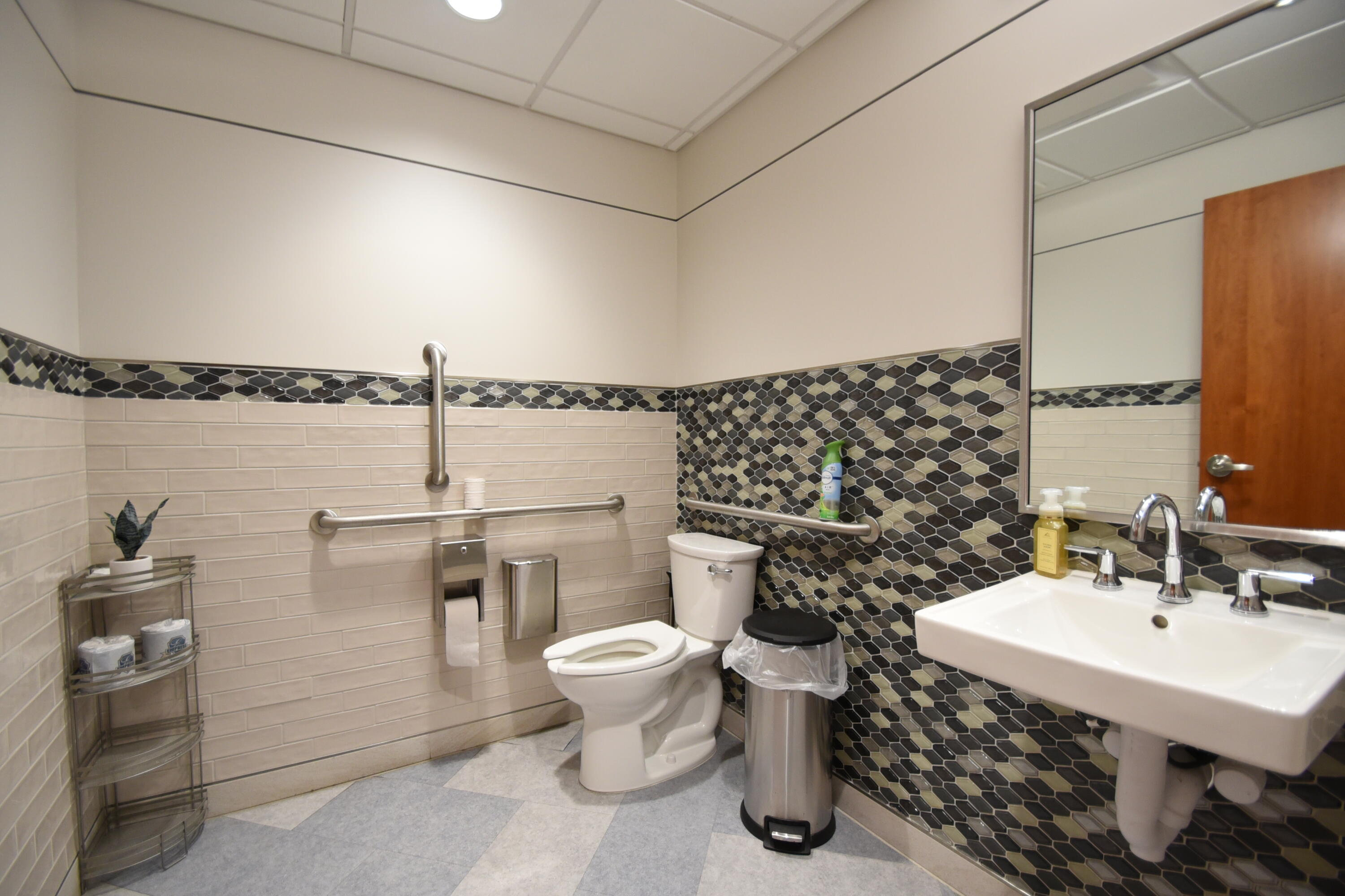 318 Broadway N Property Photo 36