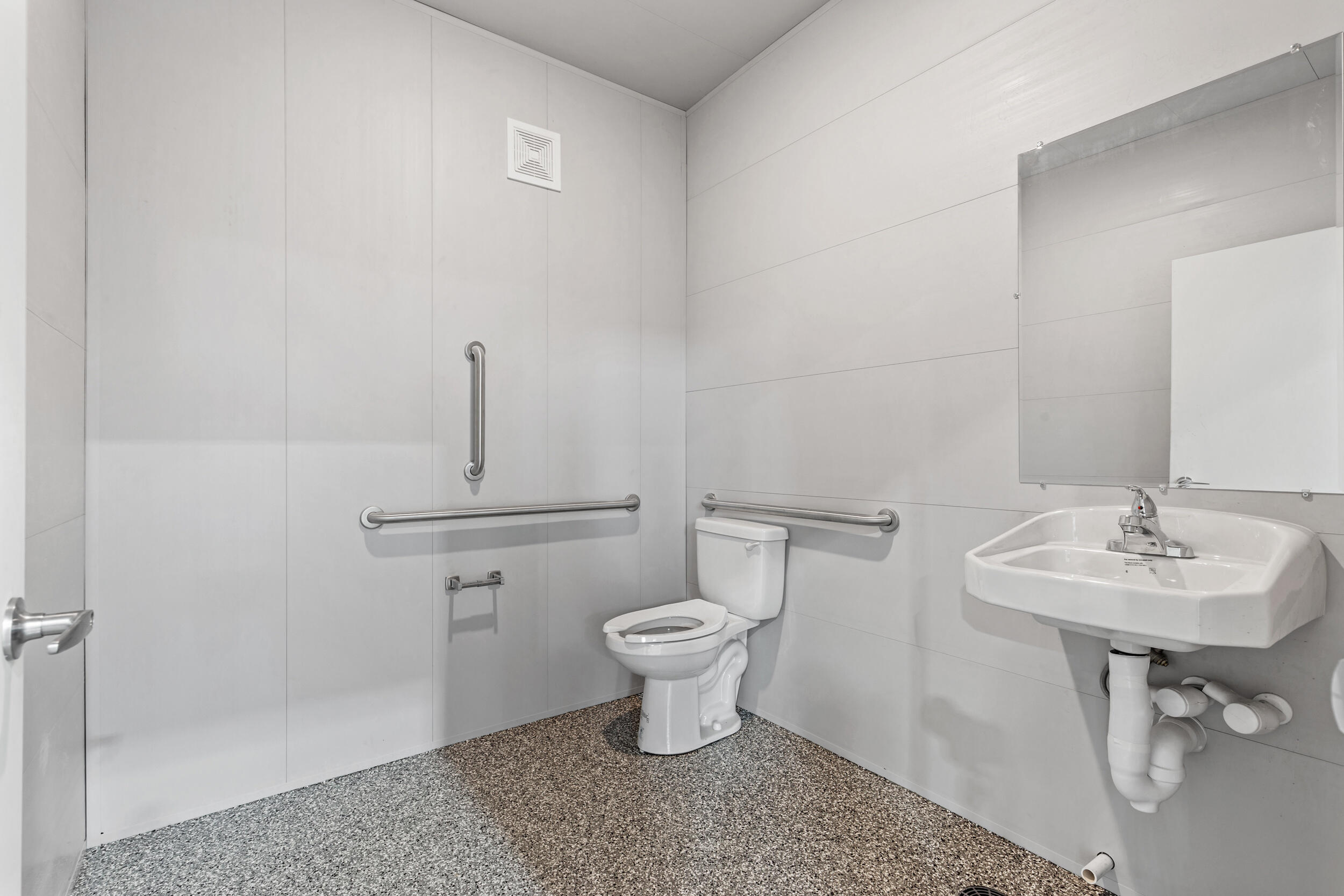 9819 Industrial Drive Property Photo 3