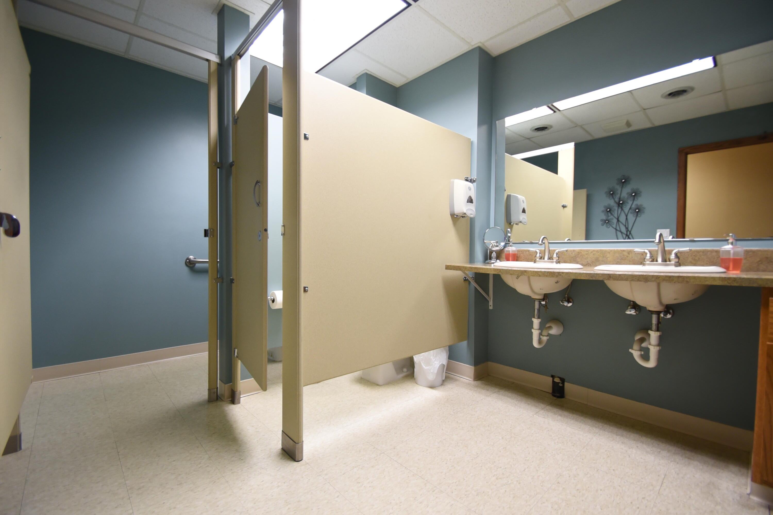 818 Main Avenue Property Photo 25