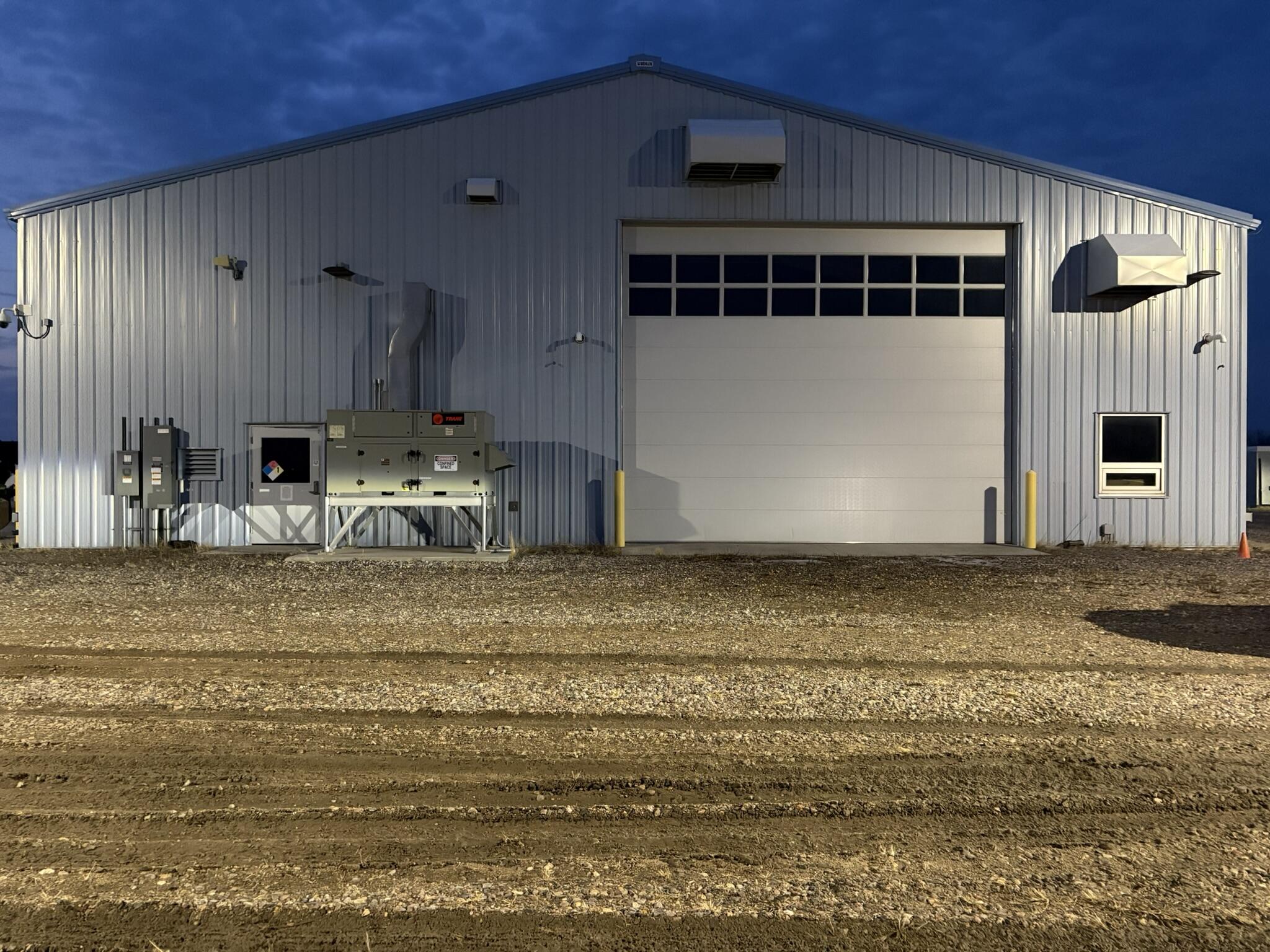 413 Kings Trail N Property Photo 3