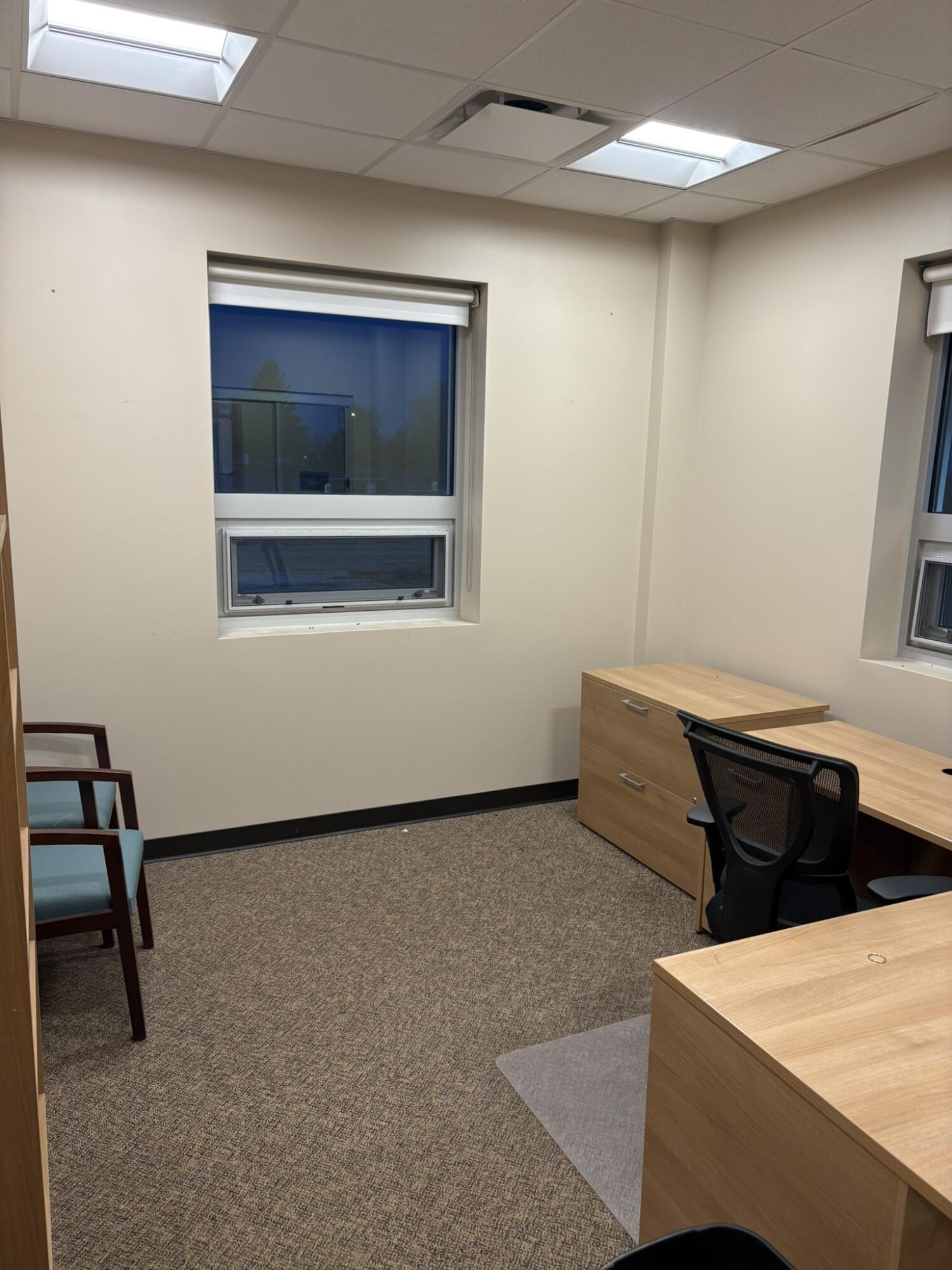 413 Kings Trail N Property Photo 4