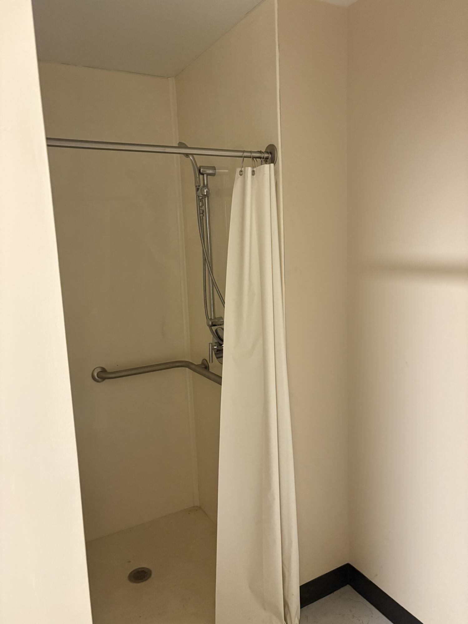 413 Kings Trail N Property Photo 30