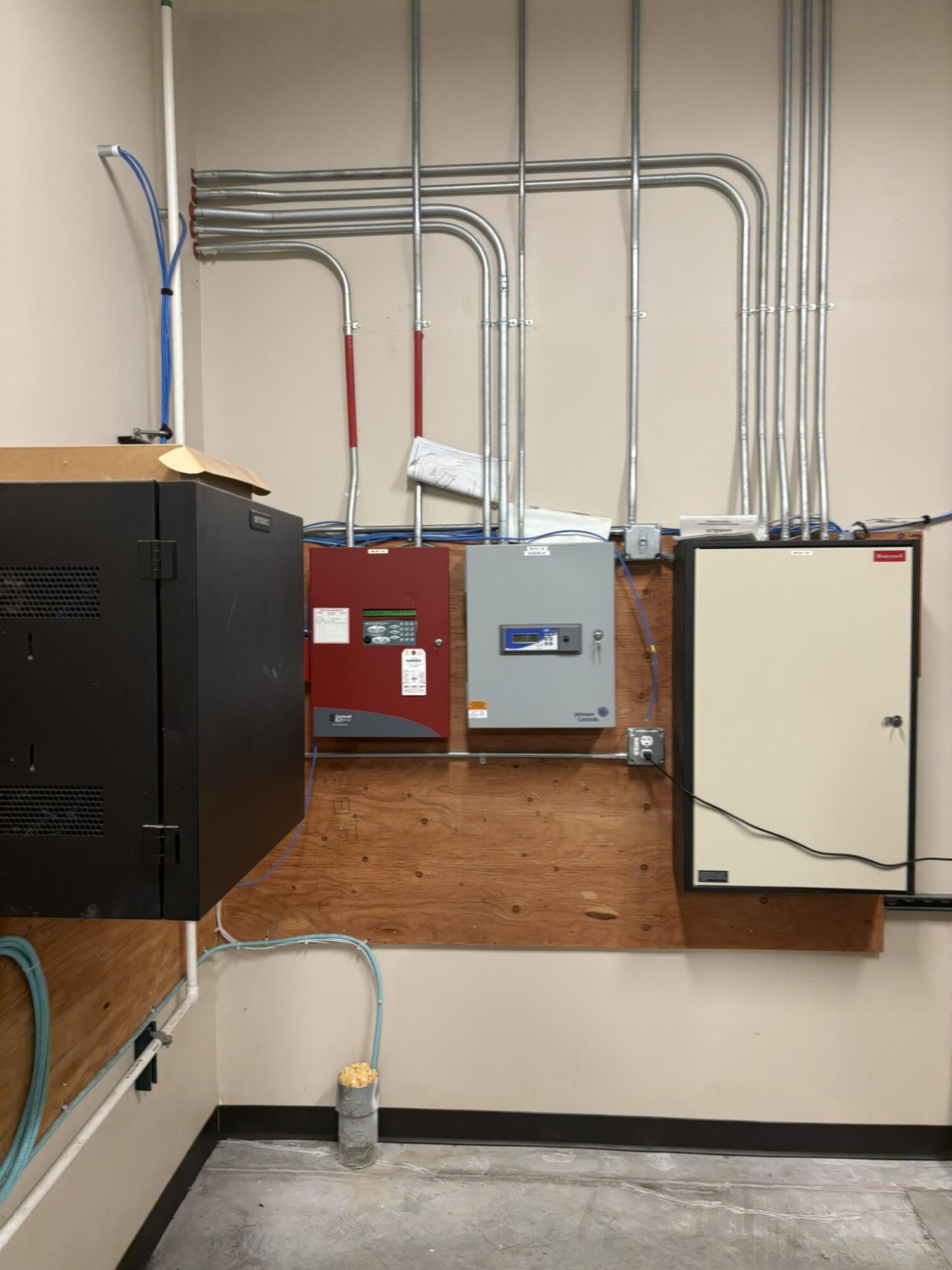 413 Kings Trail N Property Photo 33