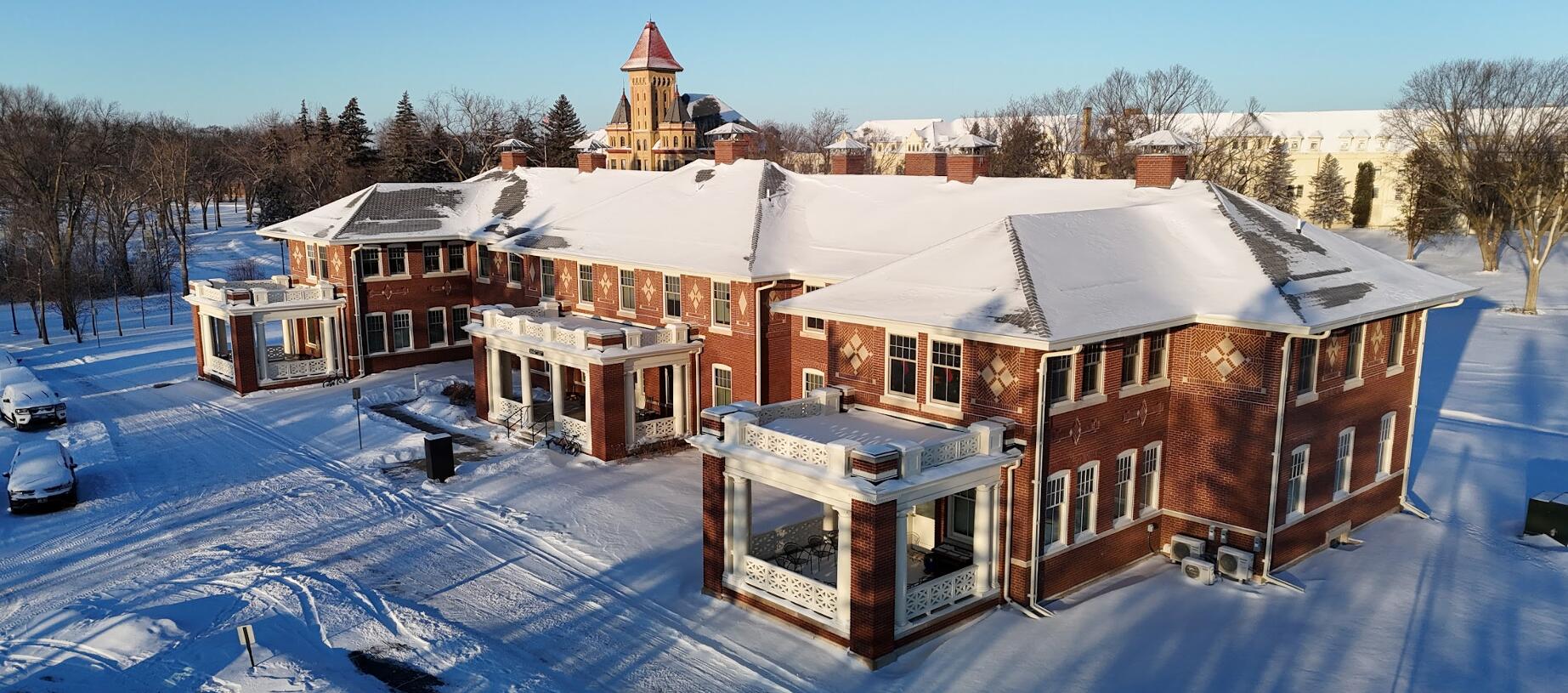 1447 Patterson Loop Loop Property Photo 5