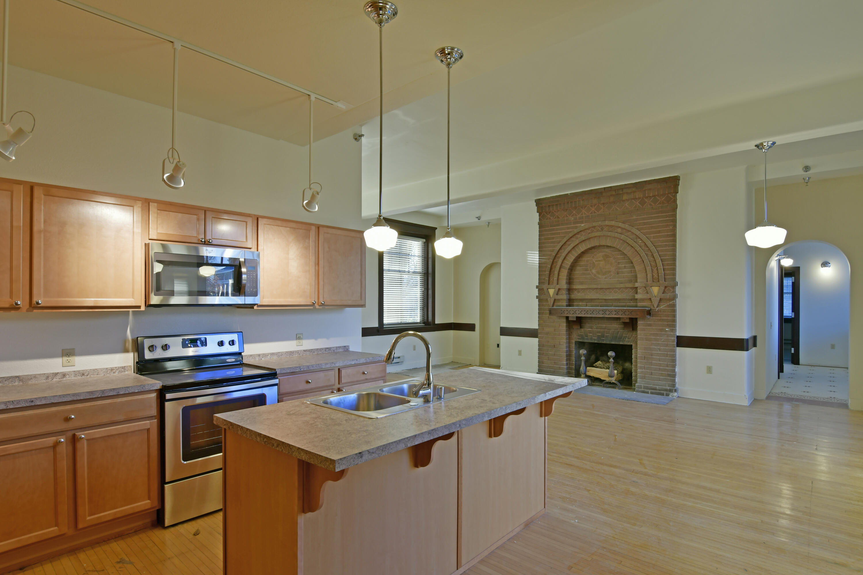 1447 Patterson Loop Loop Property Photo 12