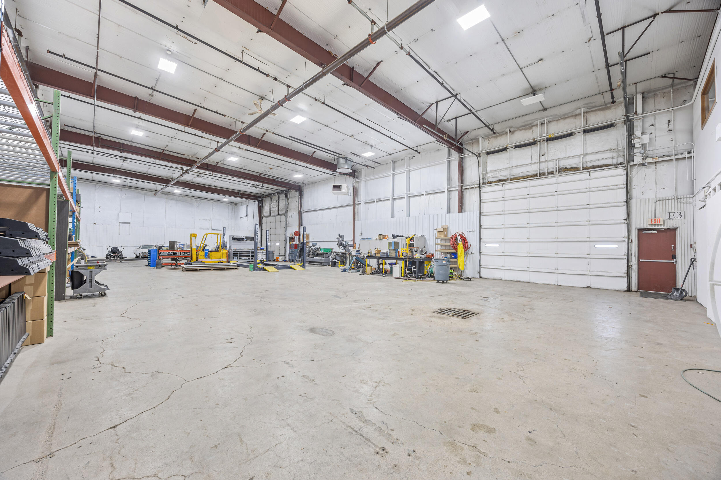 3931 37th Avenue Sw Property Photo 24