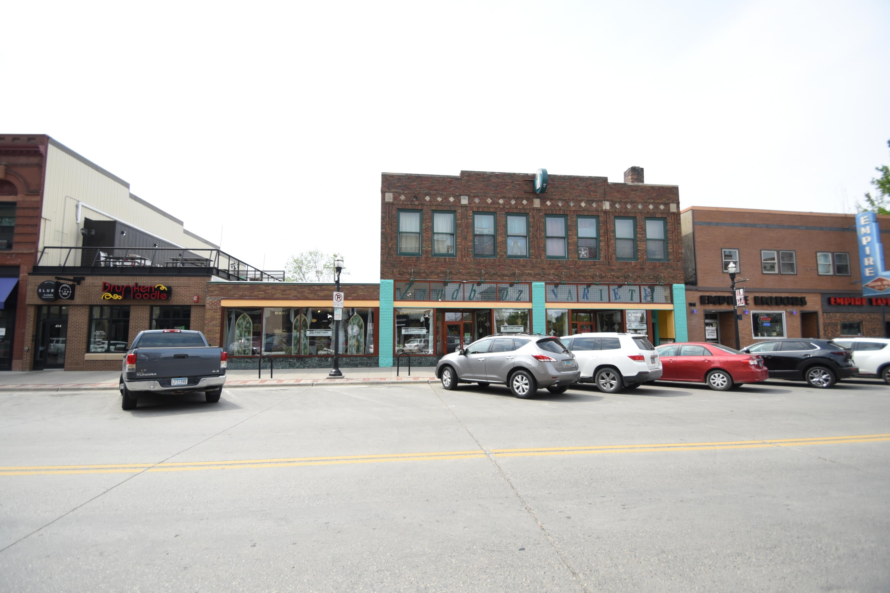 420 Broadway N Property Photo 1