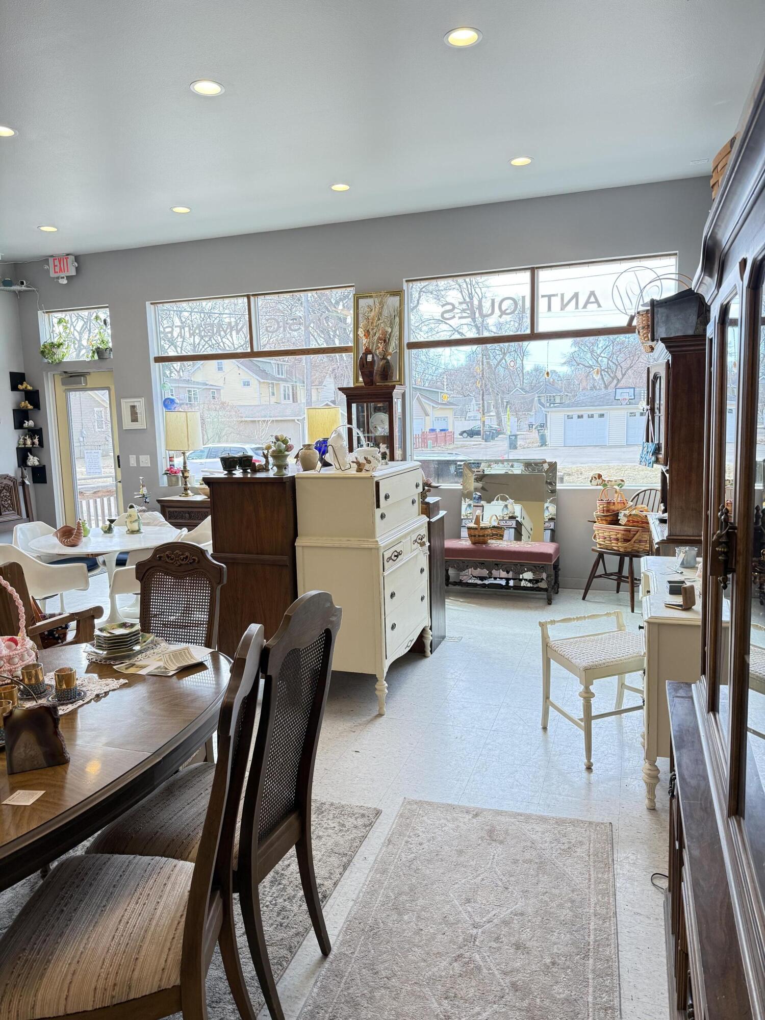 615 9th Avenue S Property Photo 5