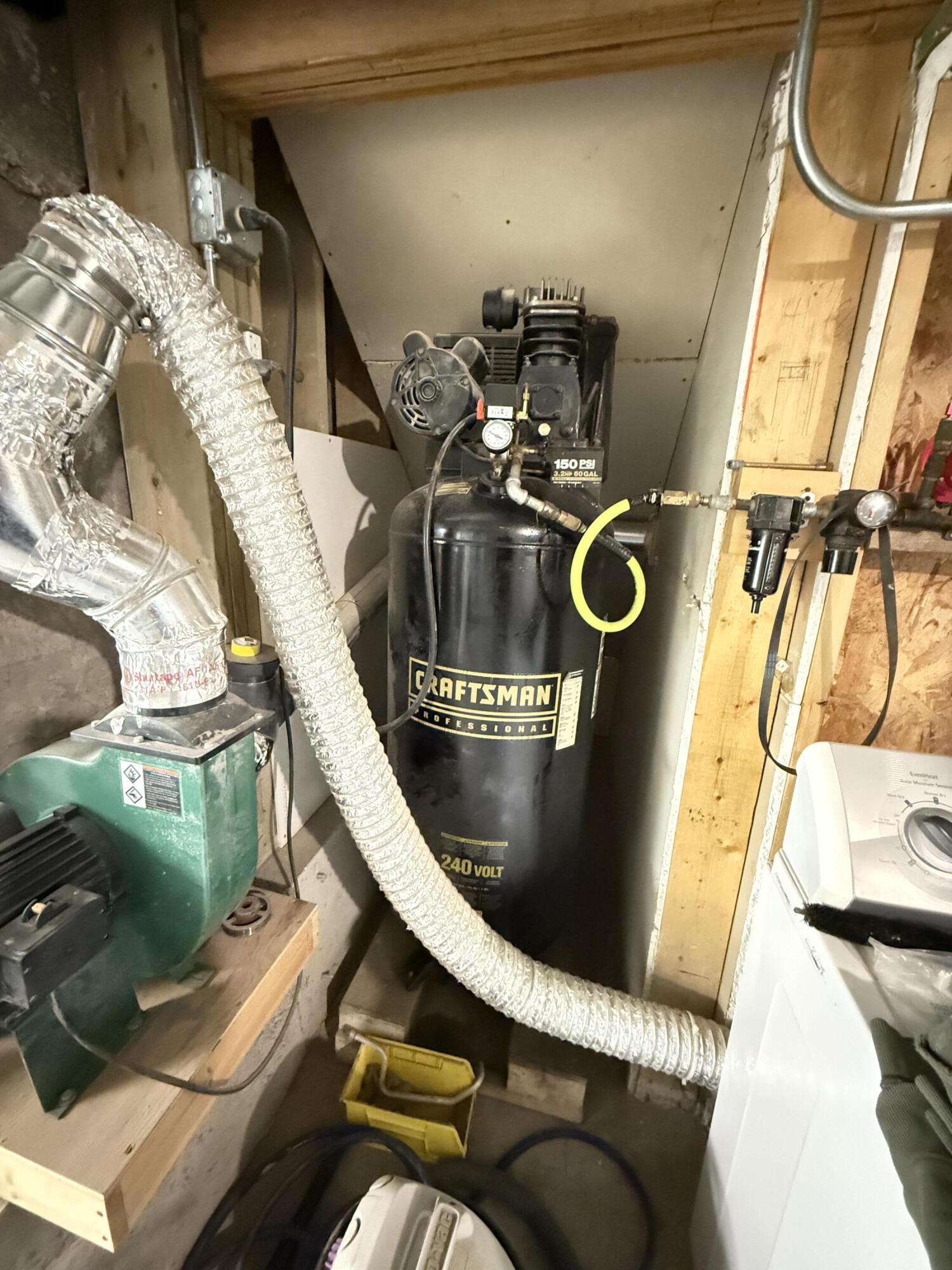 615 9th Avenue S Property Photo 22