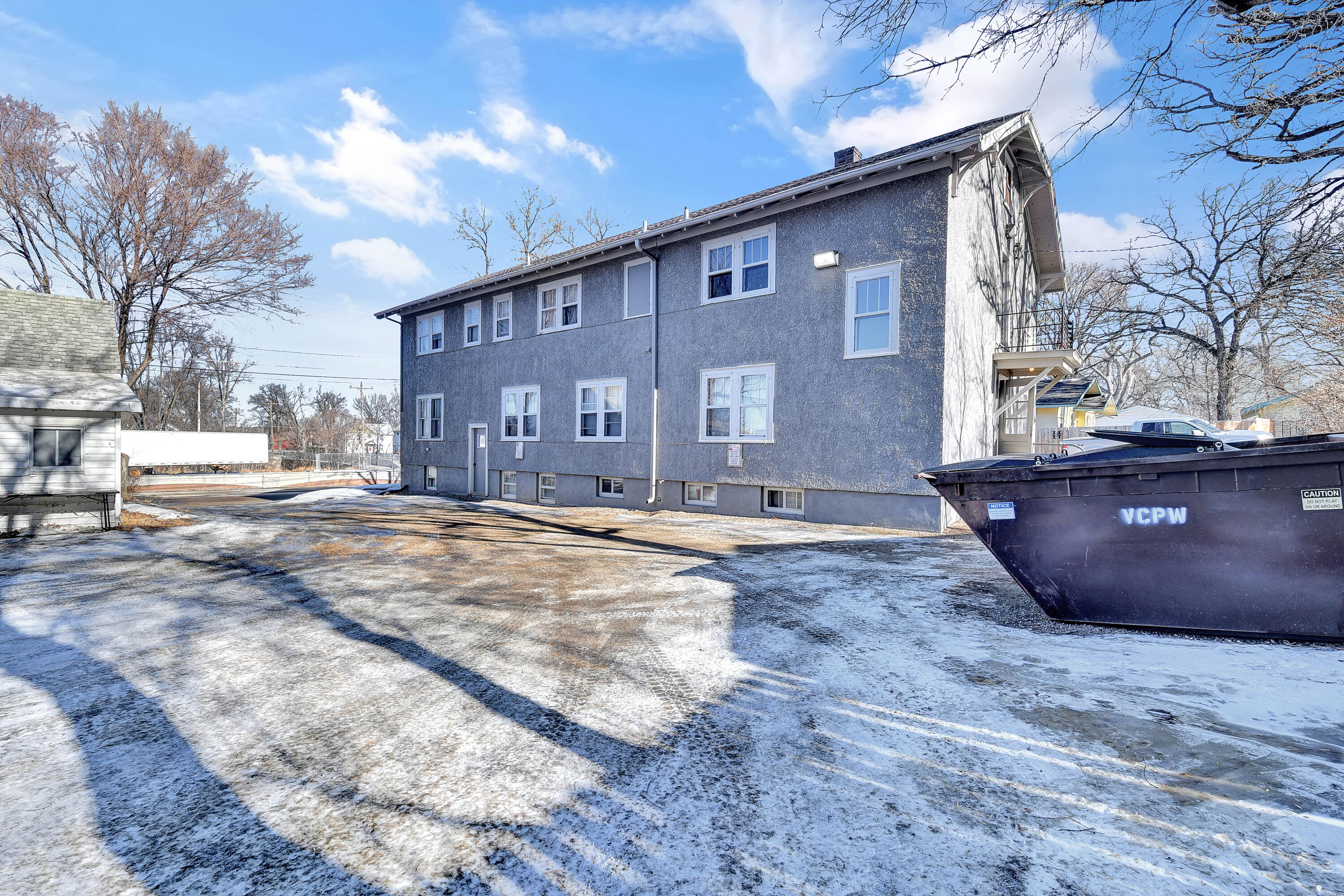 258 & 264 College Street Se Property Photo 4