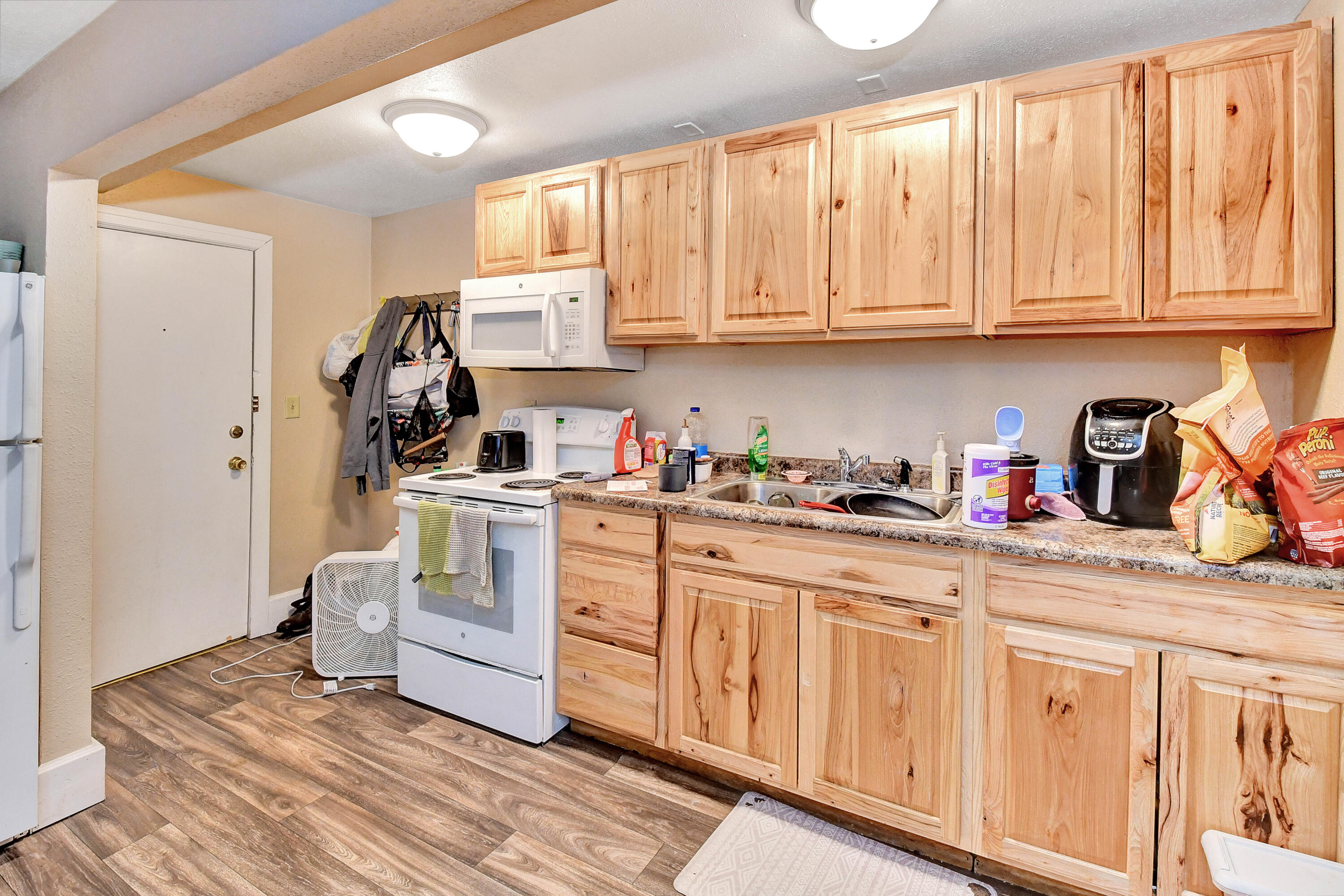 258 & 264 College Street Se Property Photo 29