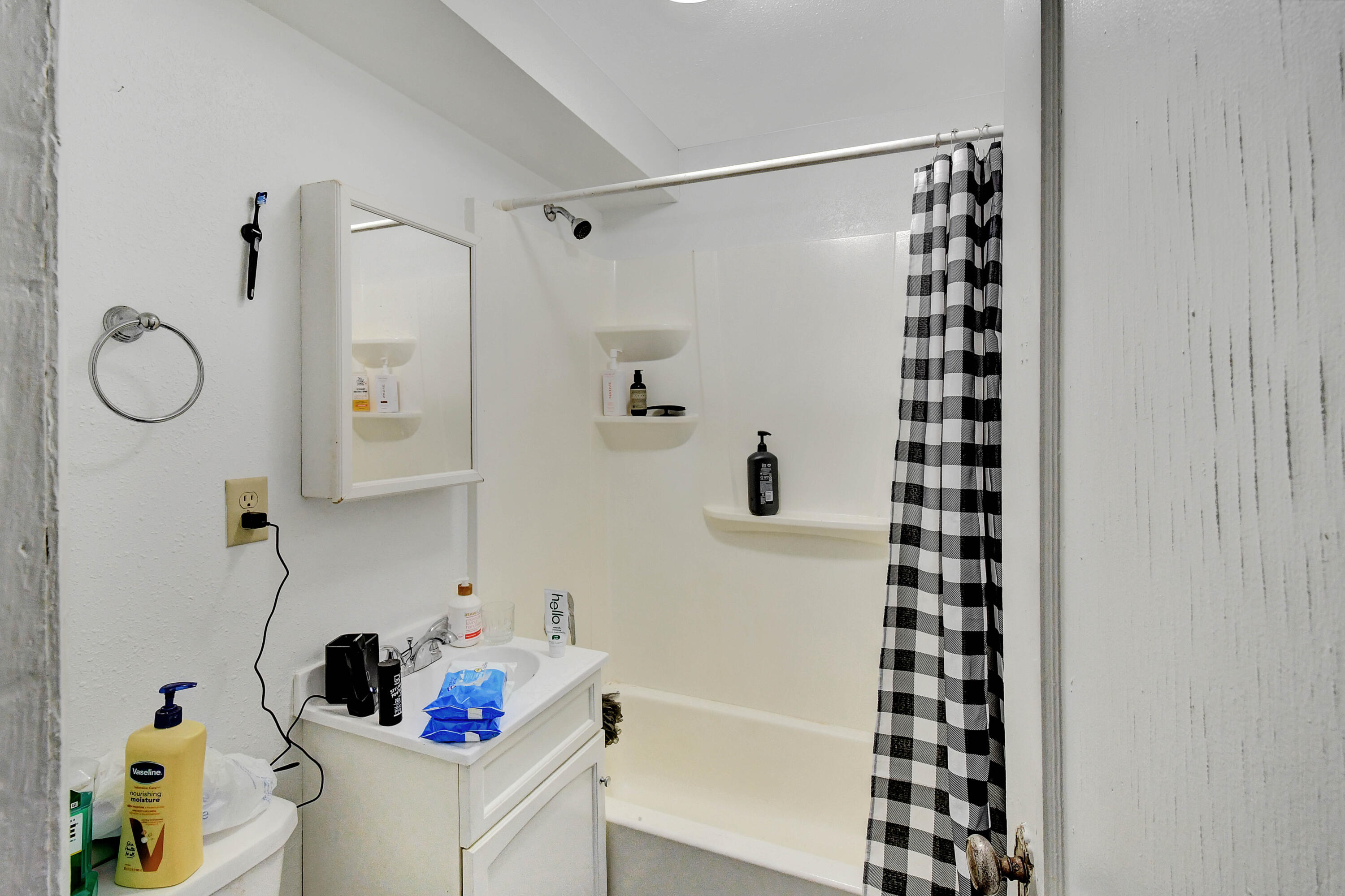 258 & 264 College Street Se Property Photo 34