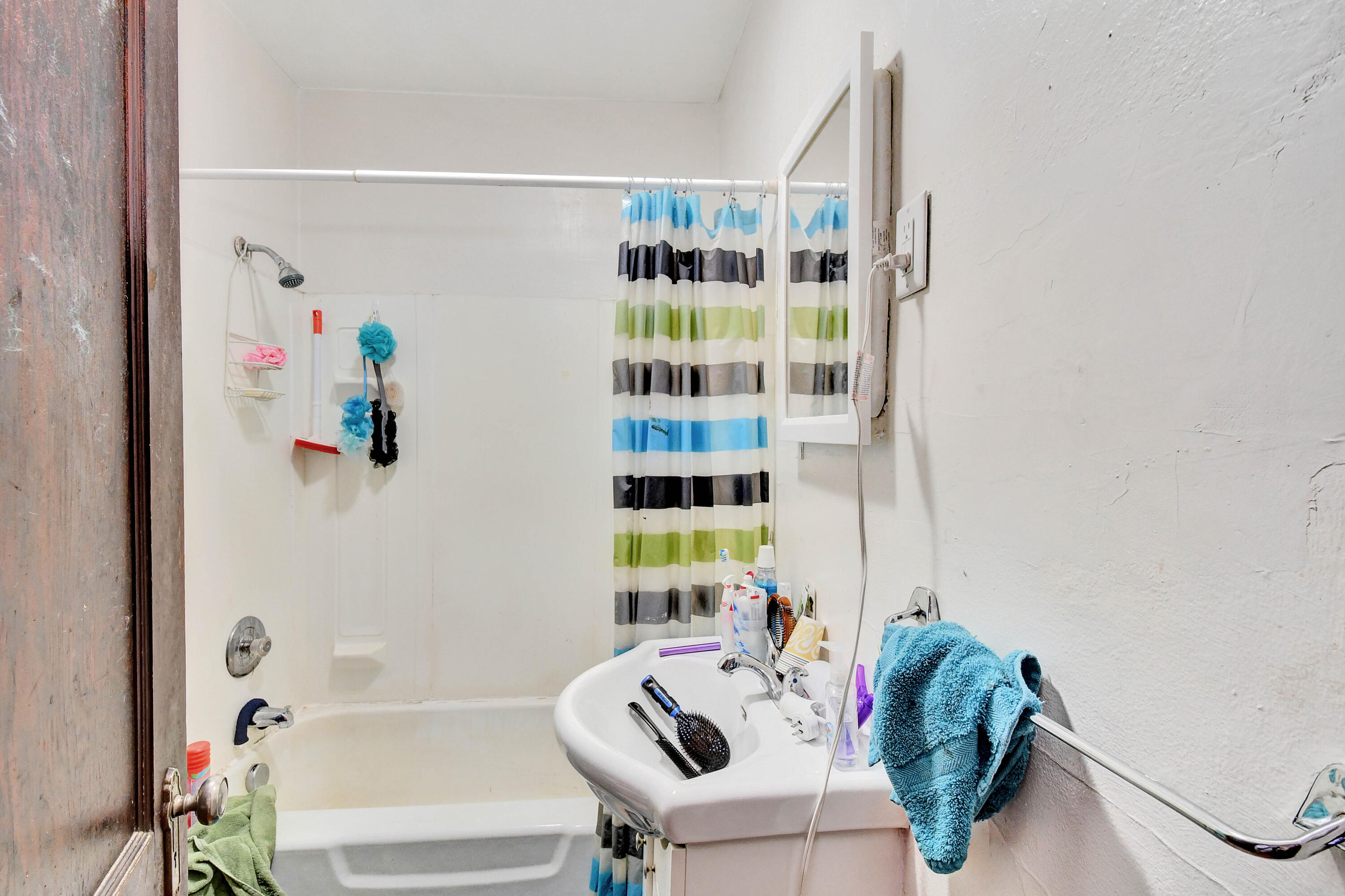 258 & 264 College Street Se Property Photo 43