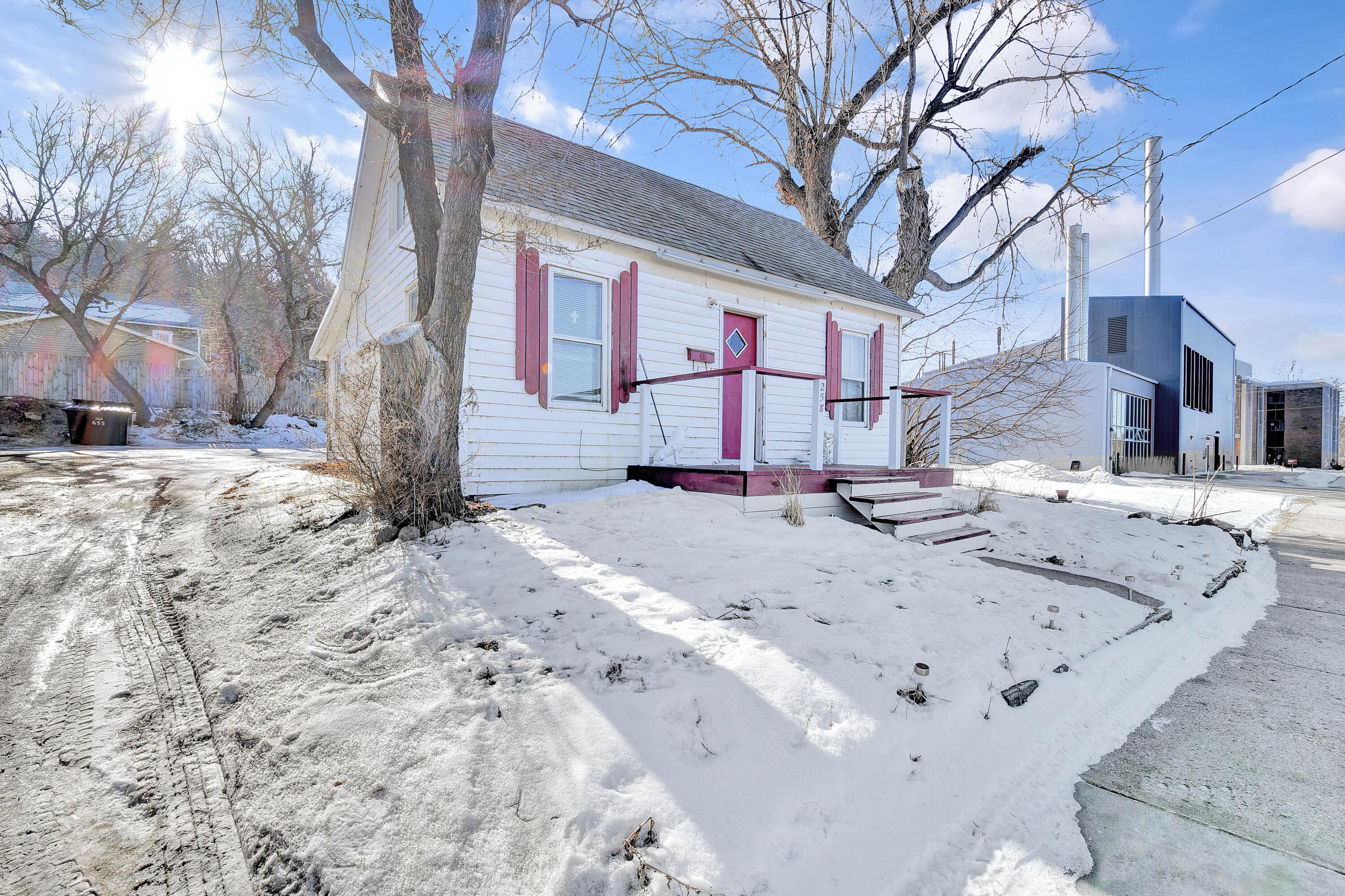 258 & 264 College Street Se Property Photo 47