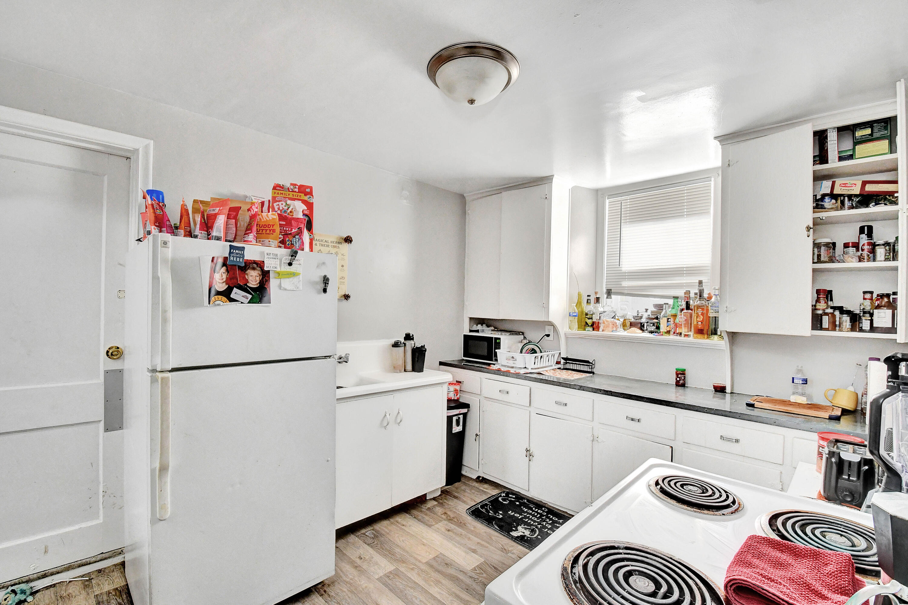 205 3rd Ave Se Property Photo 11