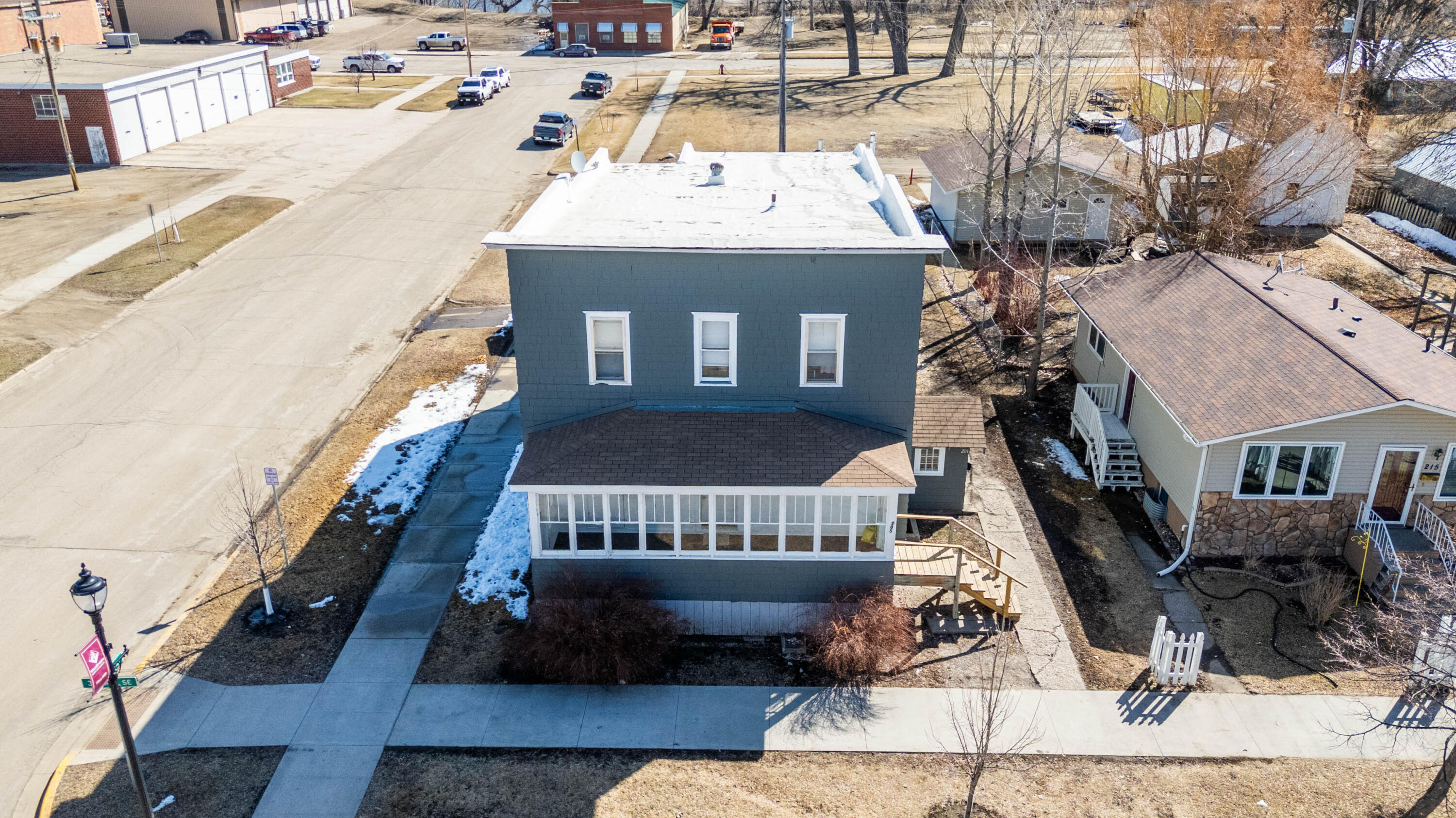 205 3rd Ave Se Property Photo 23