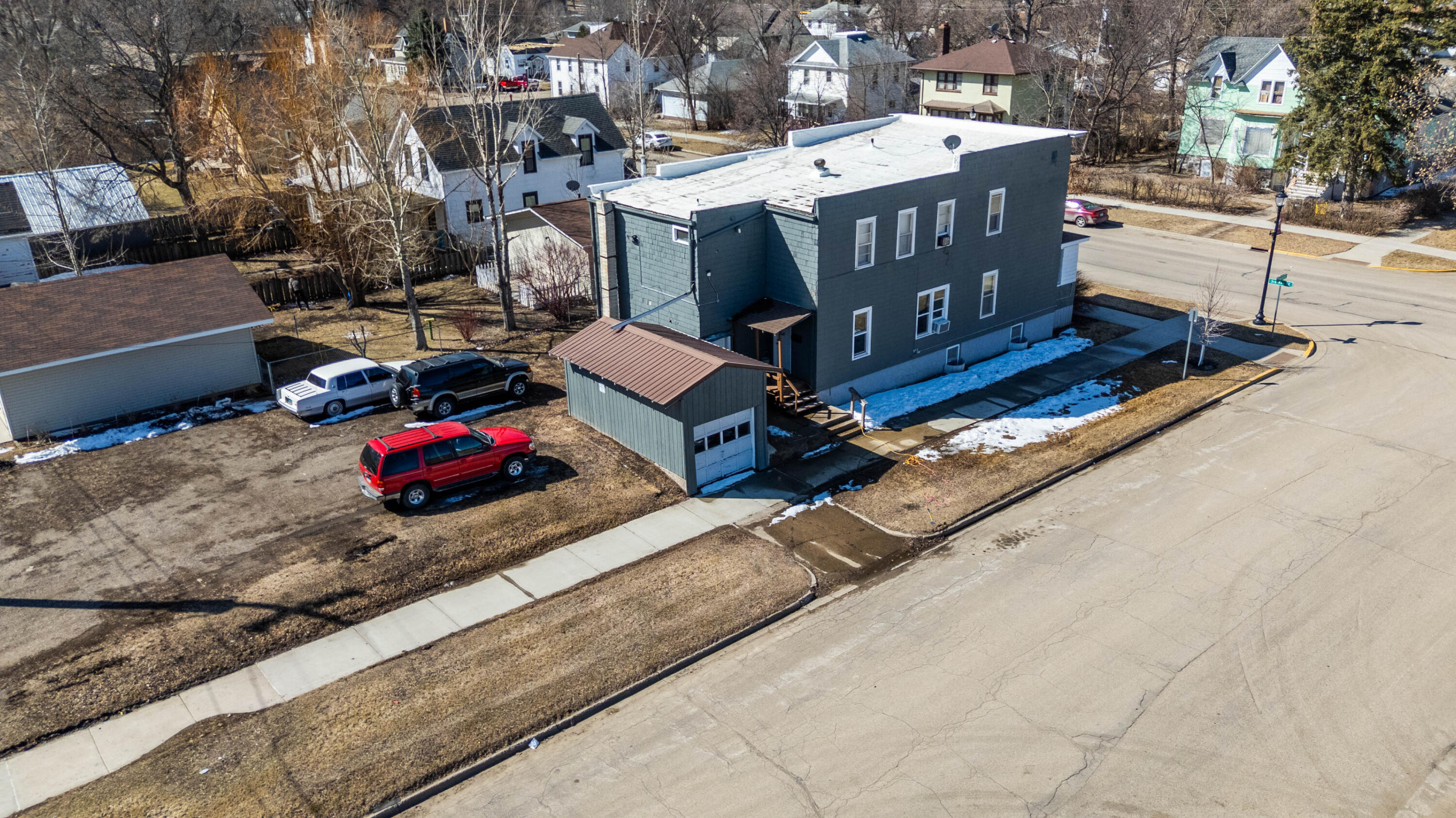 205 3rd Ave Se Property Photo 26