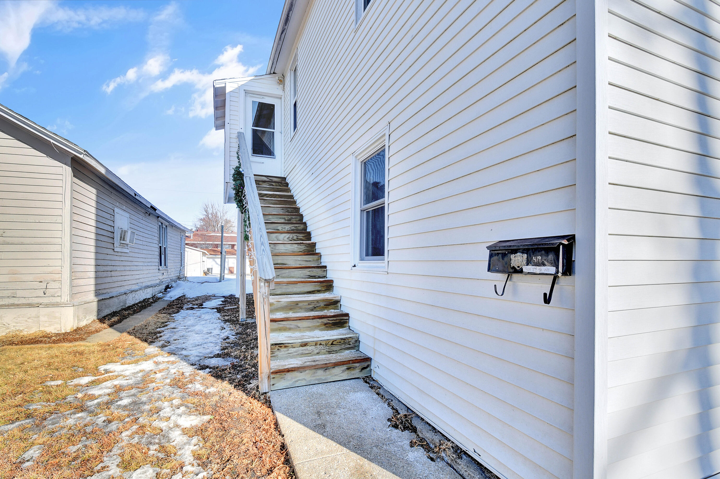 421 2nd St Ne Property Photo 20