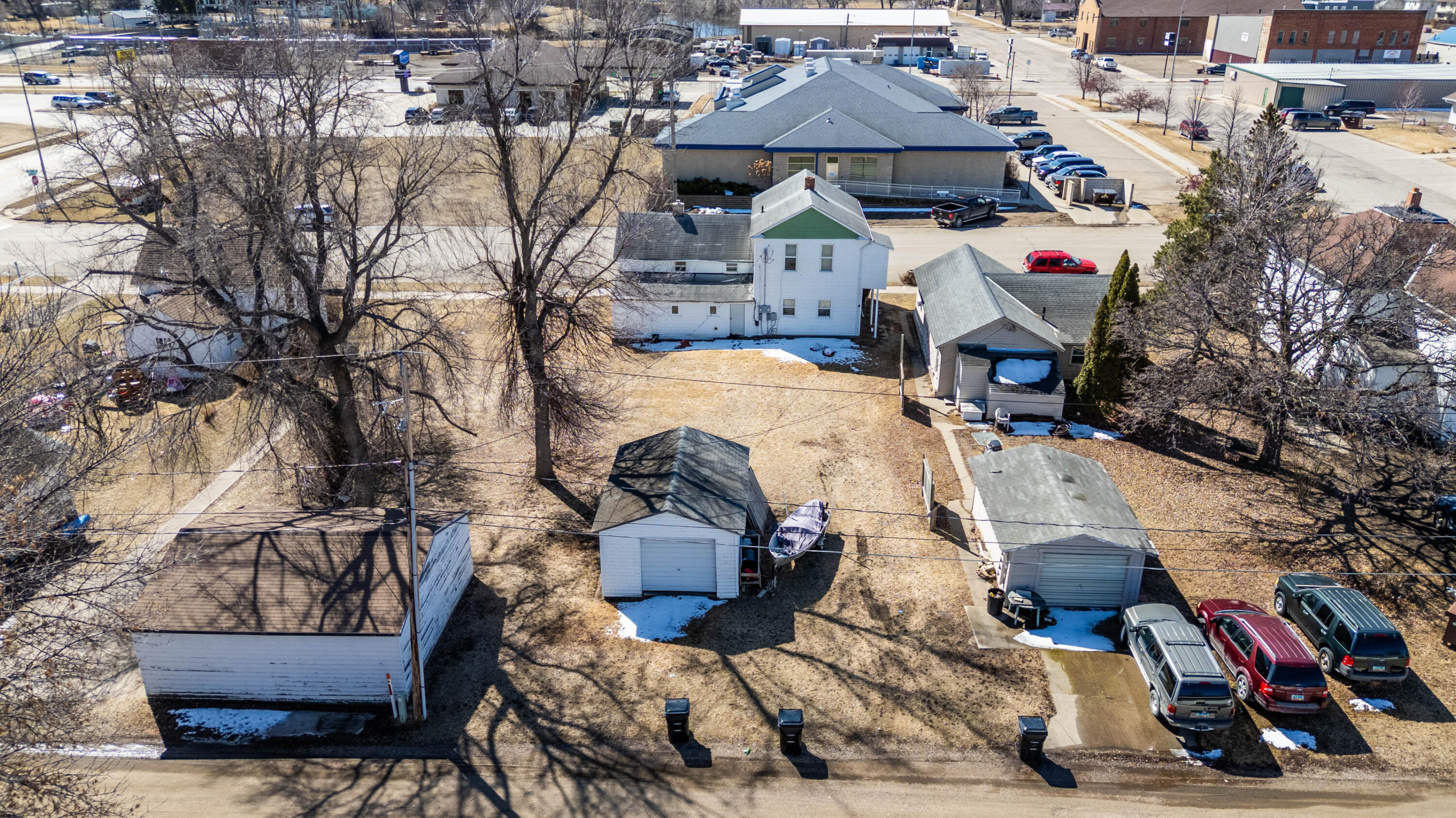 421 2nd St Ne Property Photo 31