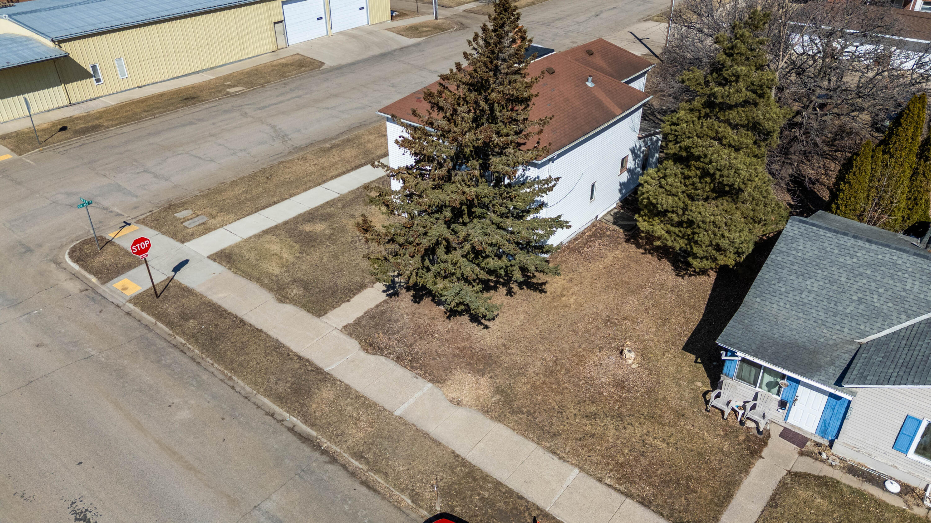 405 2nd St Ne Property Photo 27