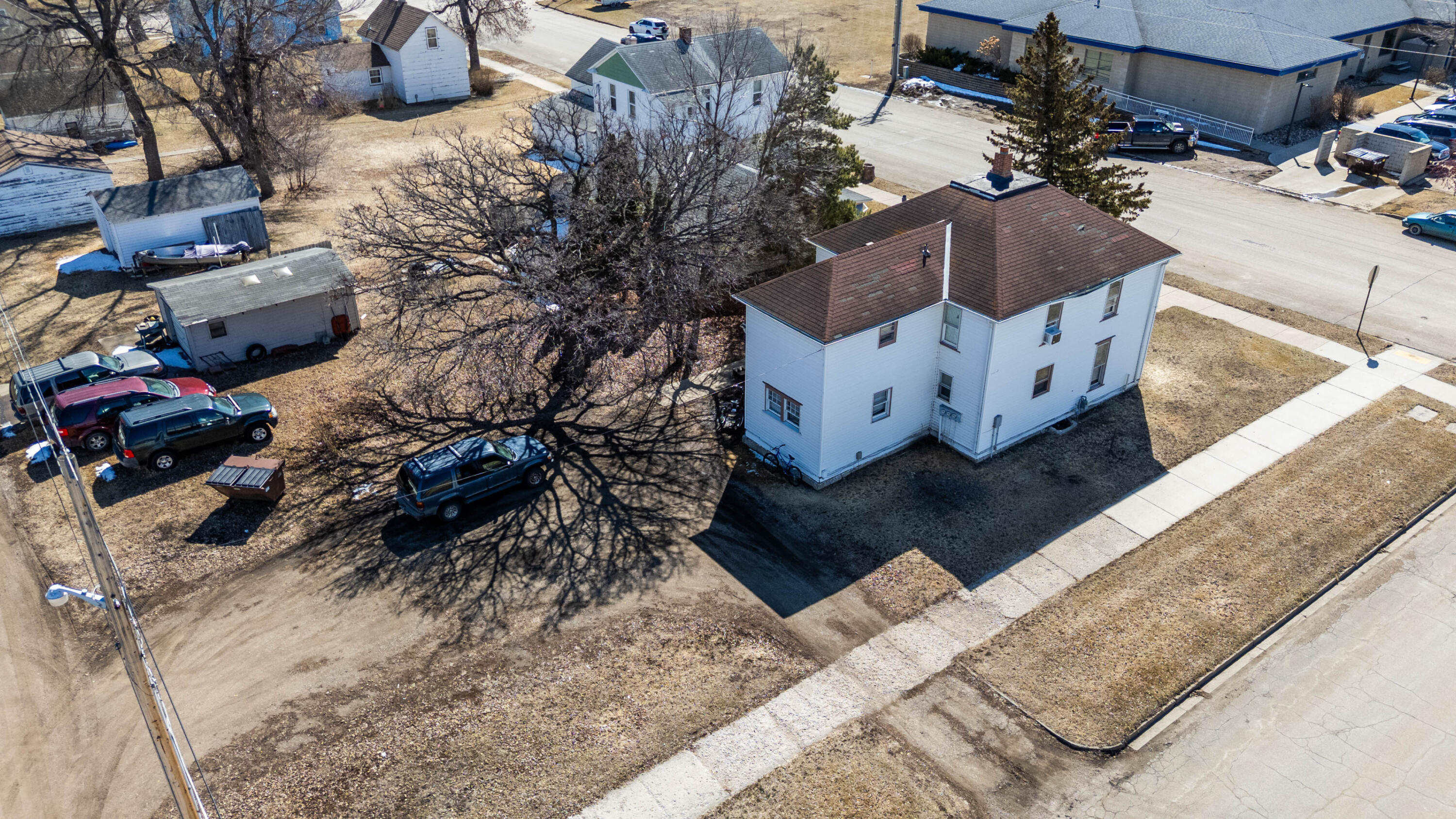 405 2nd St Ne Property Photo 31