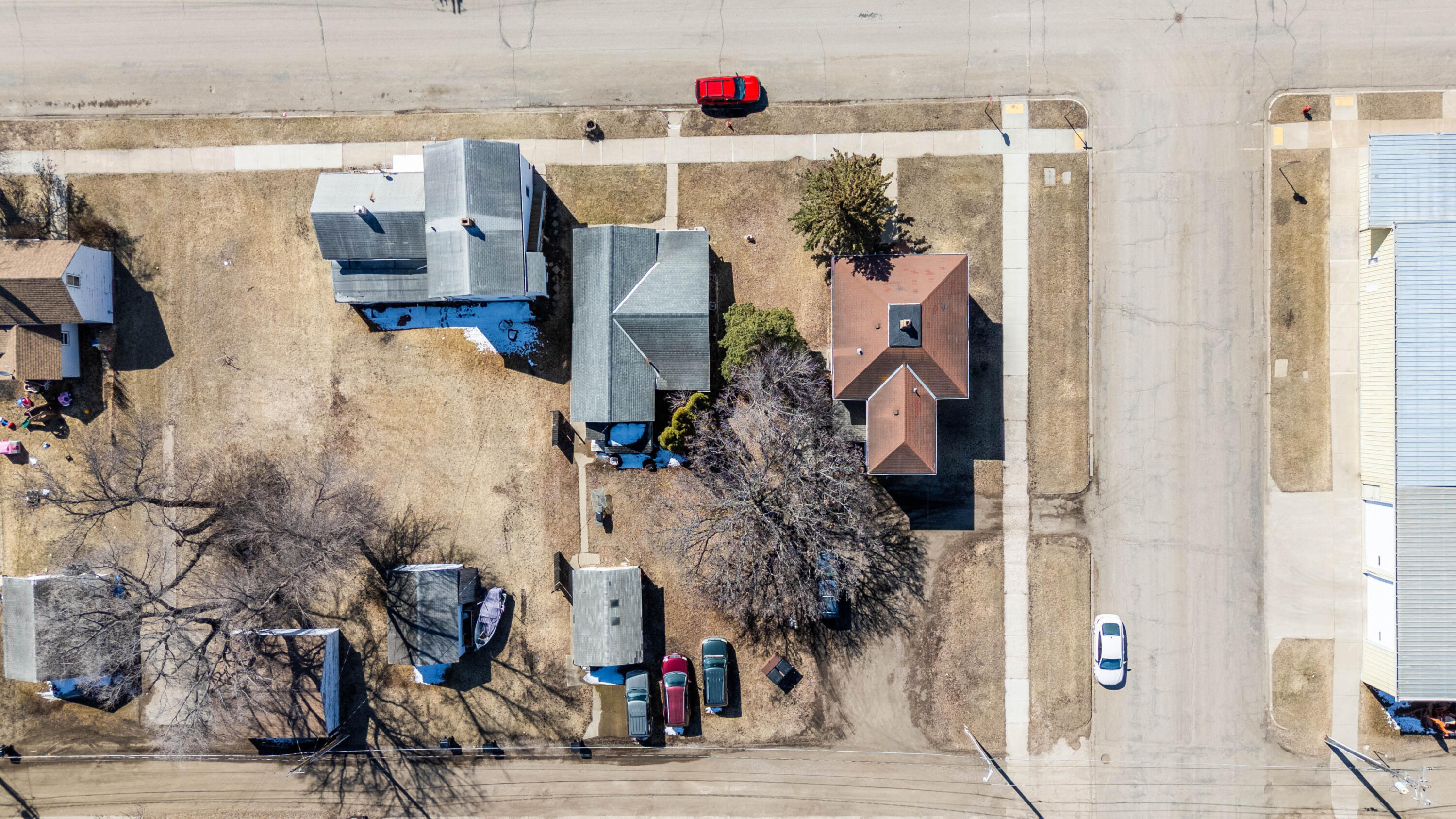 405 2nd St Ne Property Photo 37