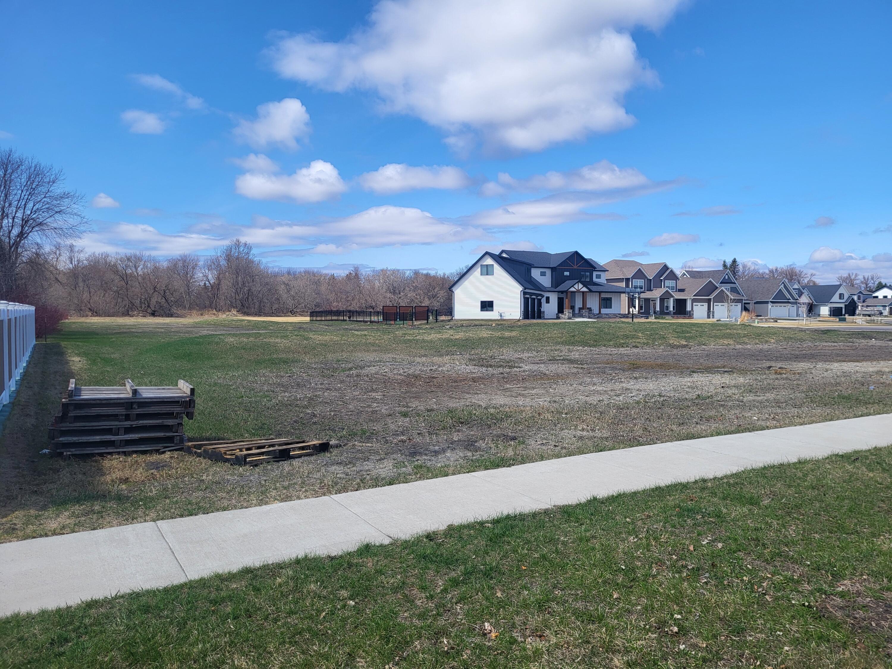 6750 55th Avenue S Property Photo 2