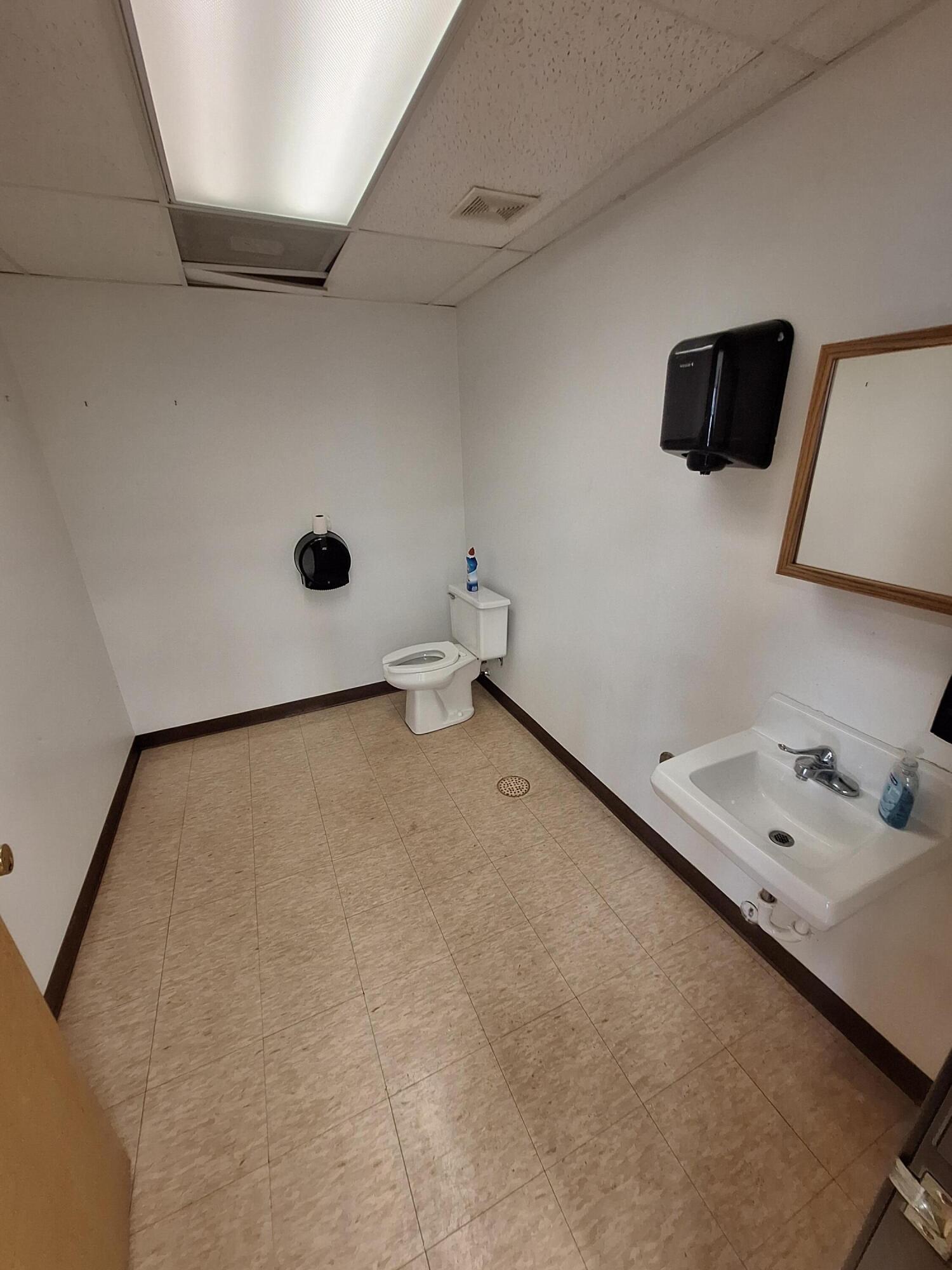 922 40th Street N Property Photo 7