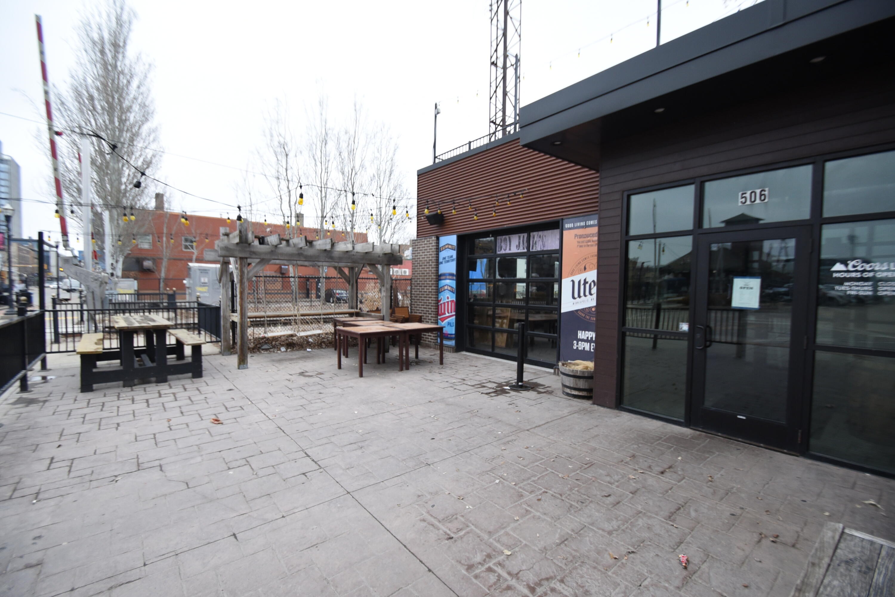 506 N Broadway Drive Property Photo 2