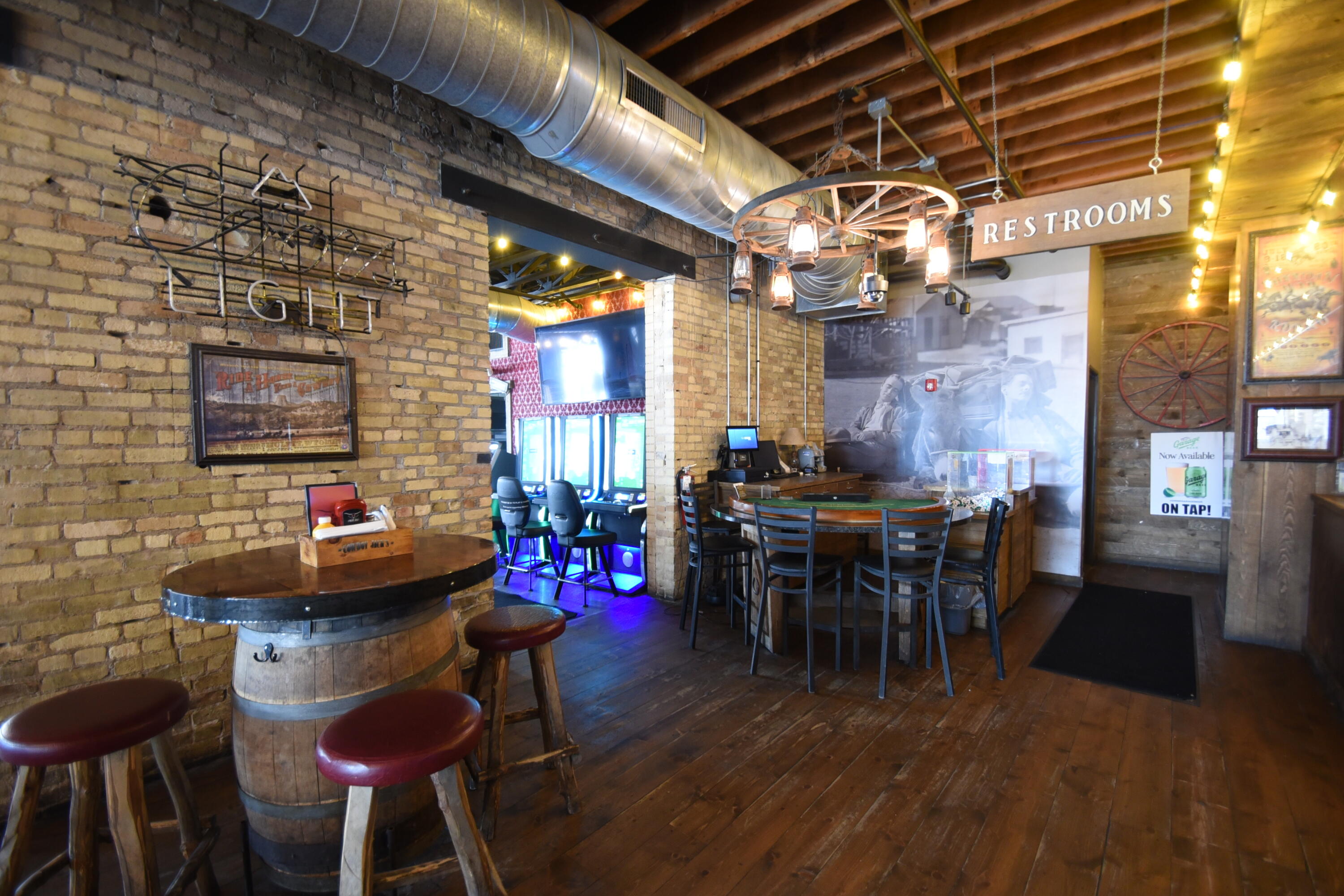 506 N Broadway Drive Property Photo 10