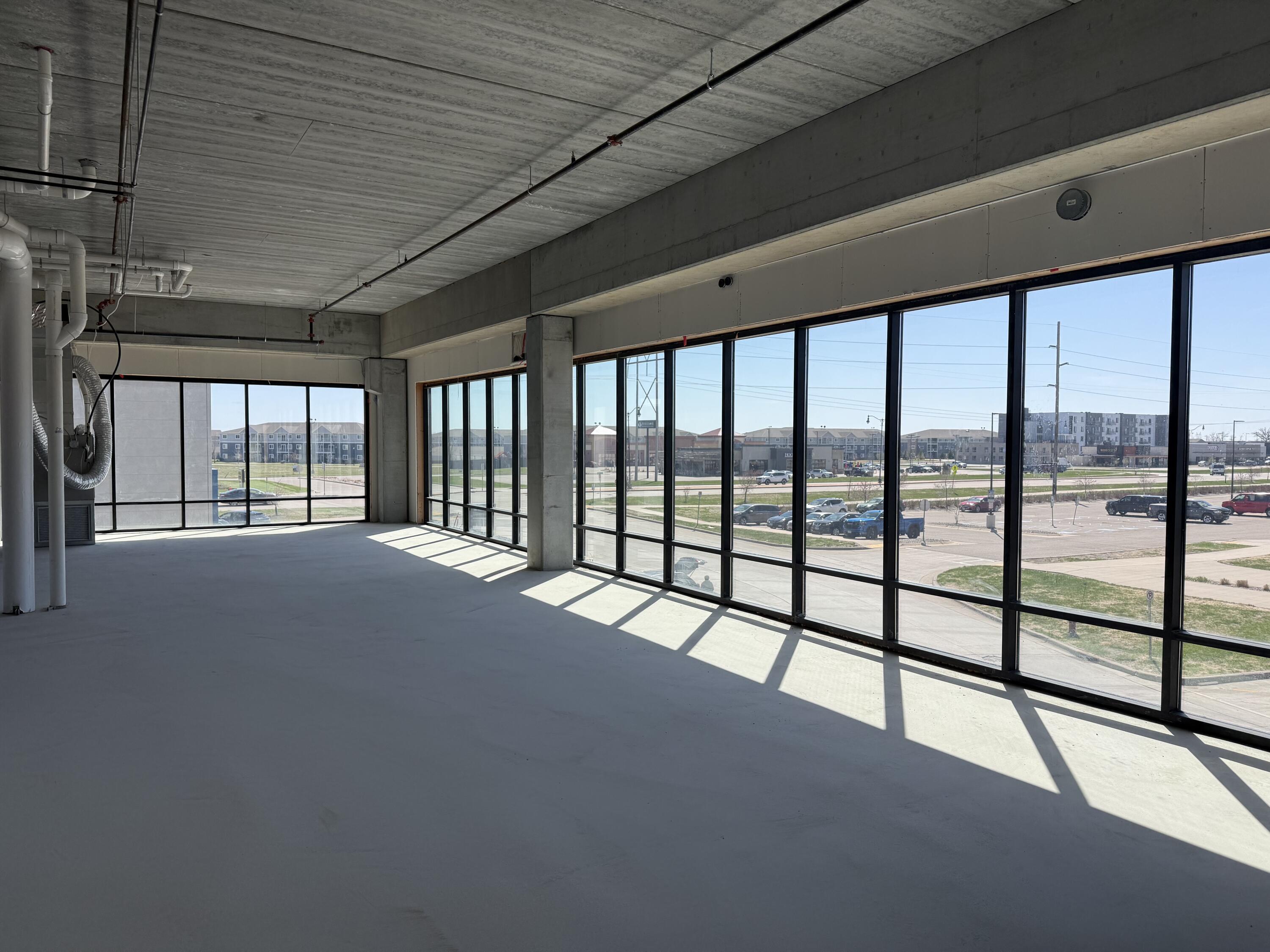 360 32nd Avenue W Property Photo 5